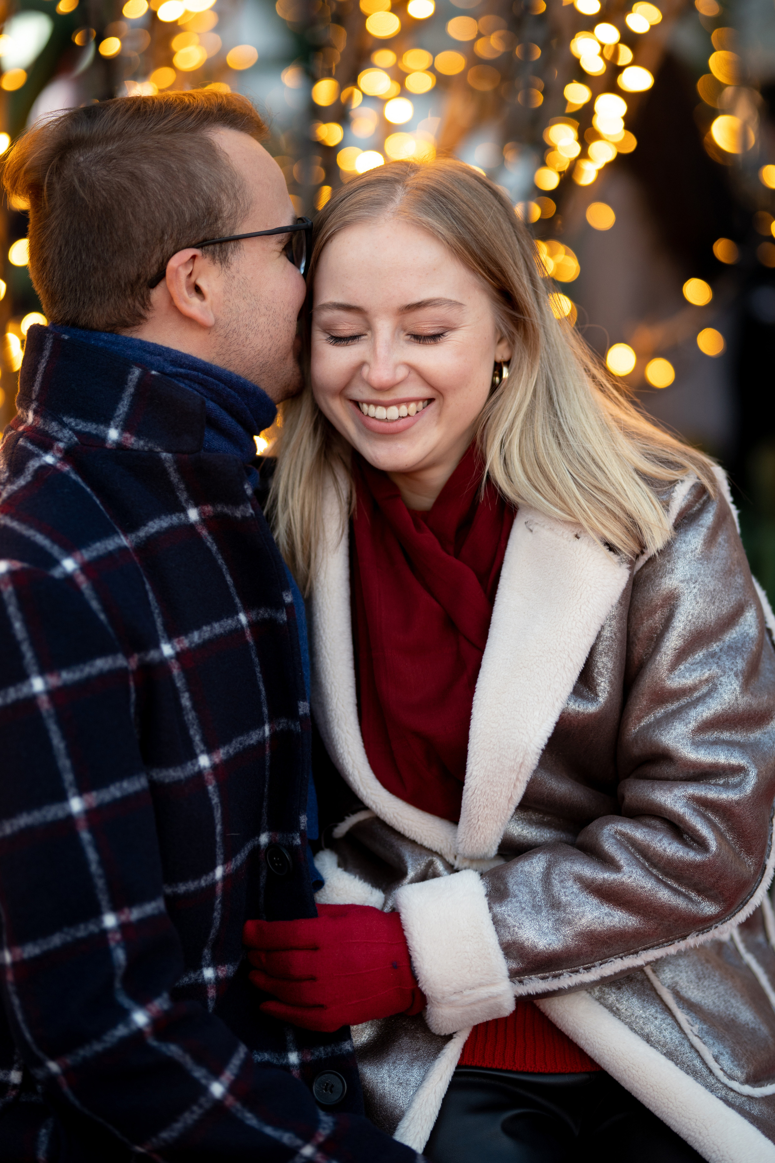 Christmas couple photo shooting Madrid. Photographer in Madrid, Spain. Alyona Belyaninova