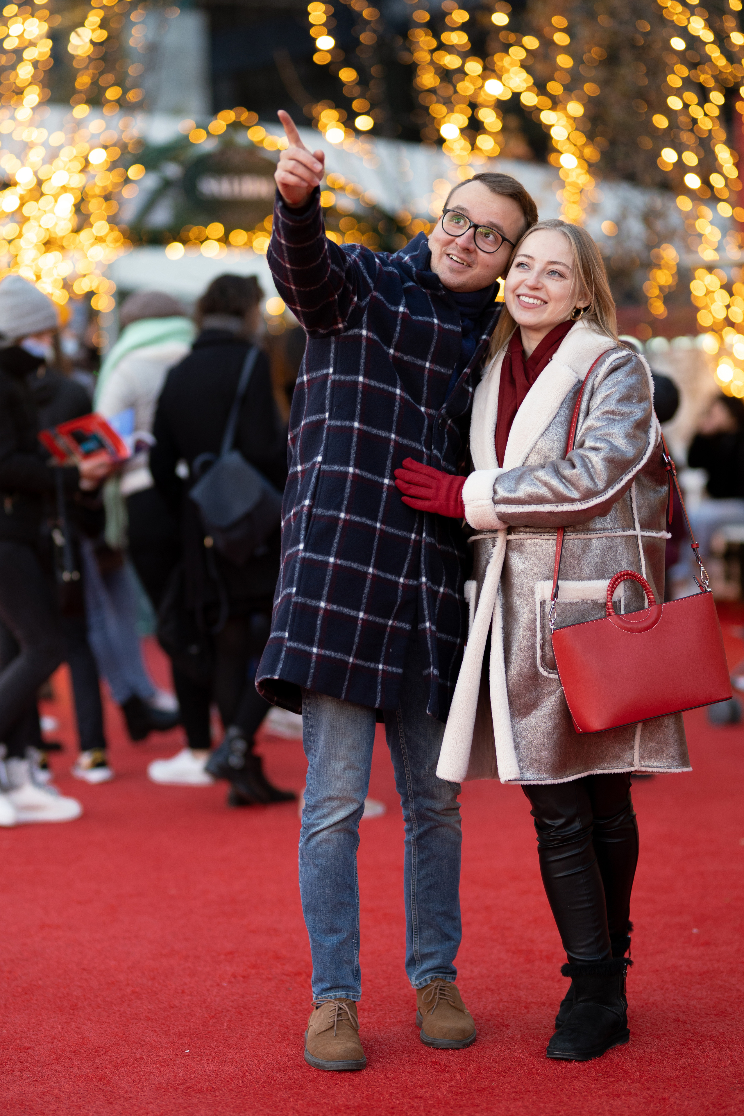 Christmas couple photo shooting Madrid. Photographer in Madrid, Spain. Alyona Belyaninova