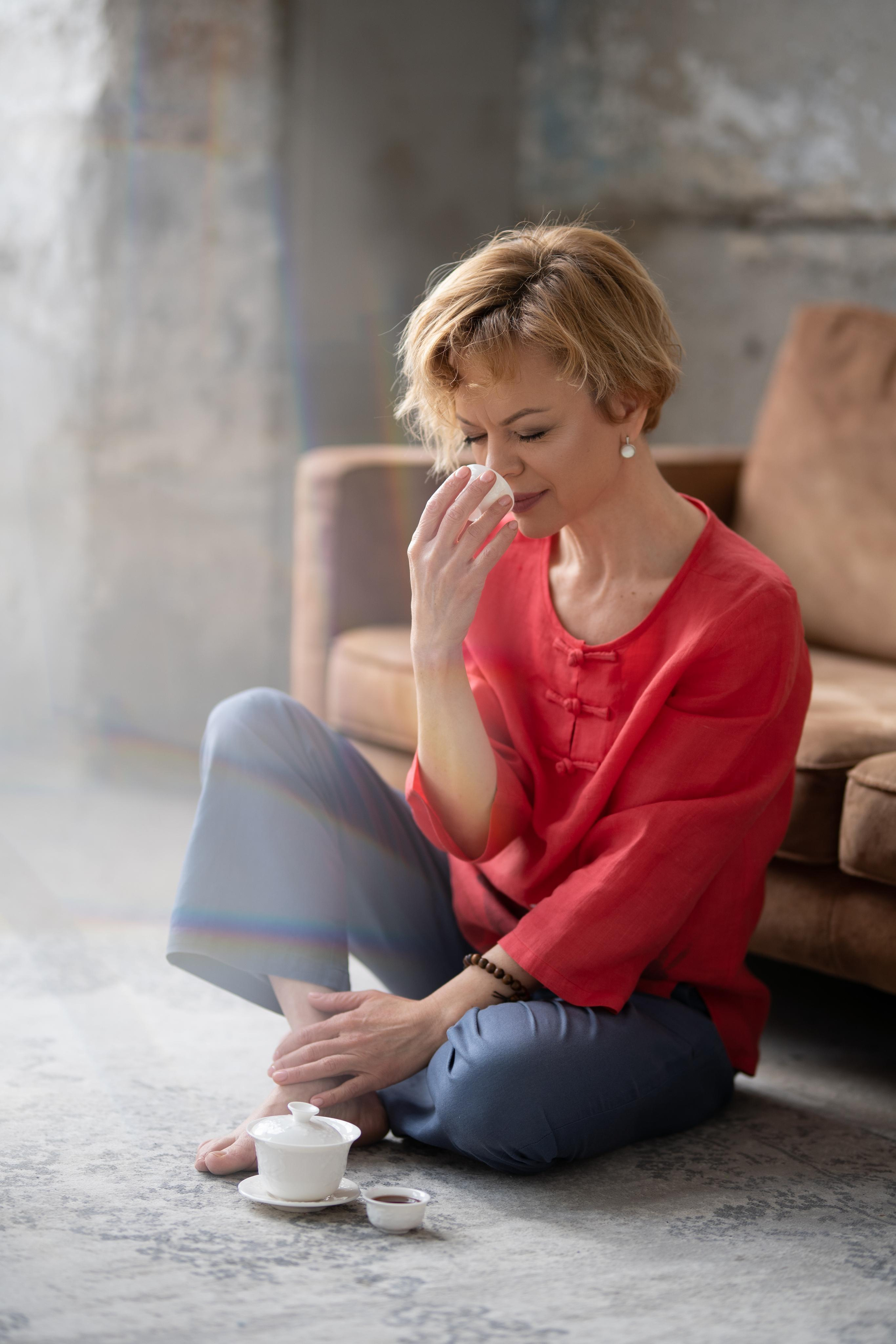 Fotografía lifestyle Madrid. sesión de fotos en estudio Madrid. sesión fotográfica individual Madrid. Fotógrafo en Madrid, España. Alyona Belyaninova