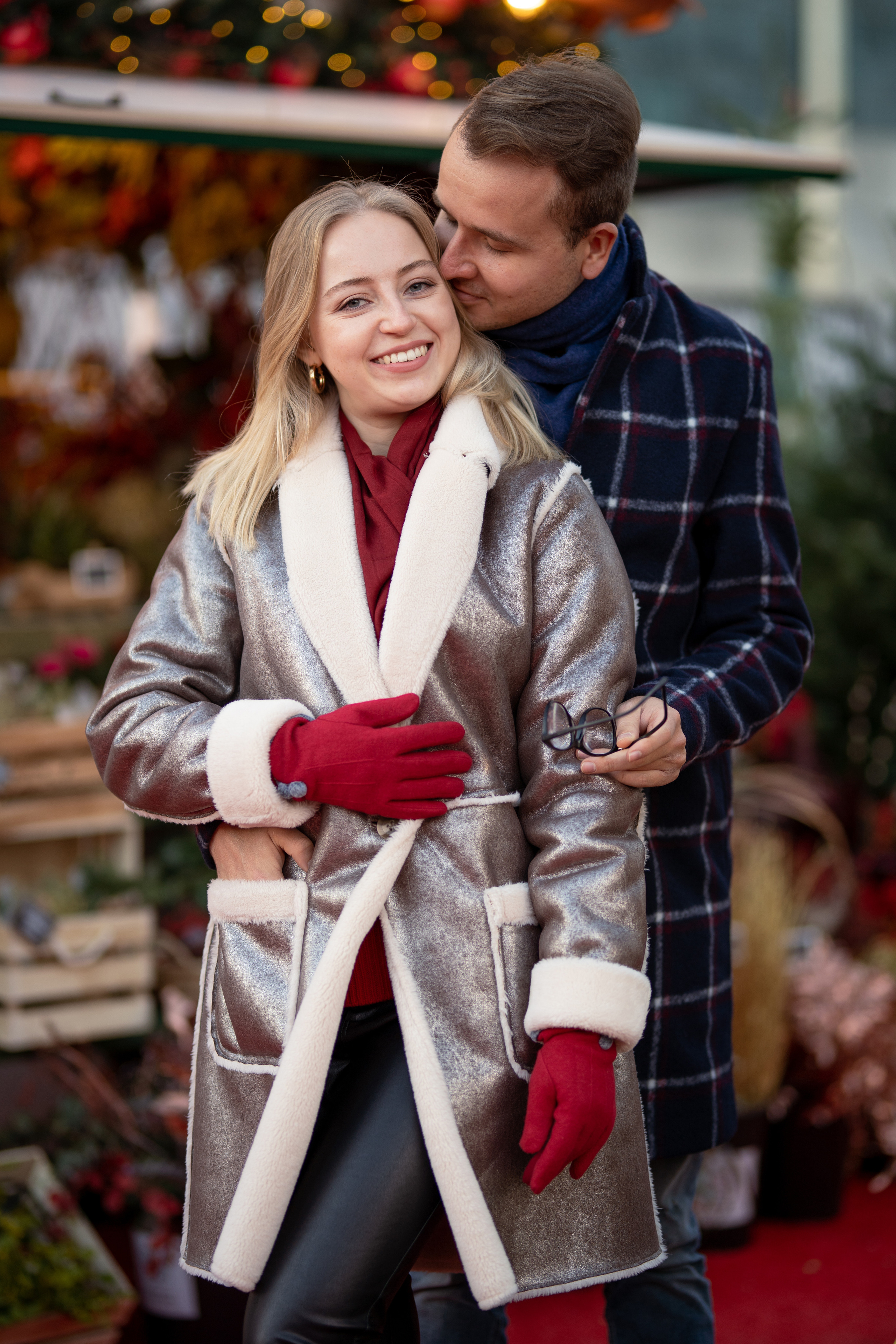 Christmas couple photo shooting Madrid. Photographer in Madrid, Spain. Alyona Belyaninova