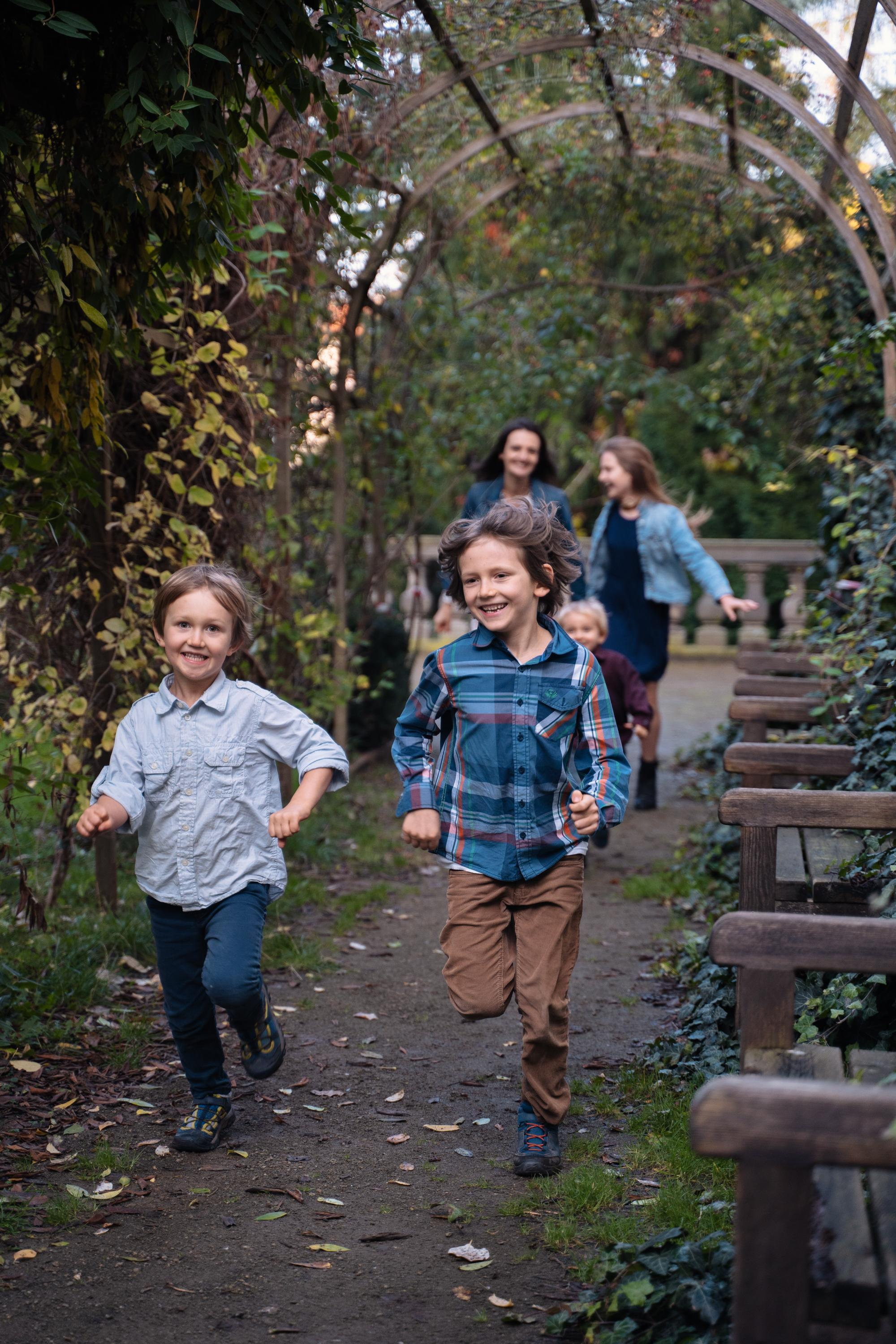 Family Photographer Madrid. Photographer in Madrid, Spain. Alyona Belyaninova