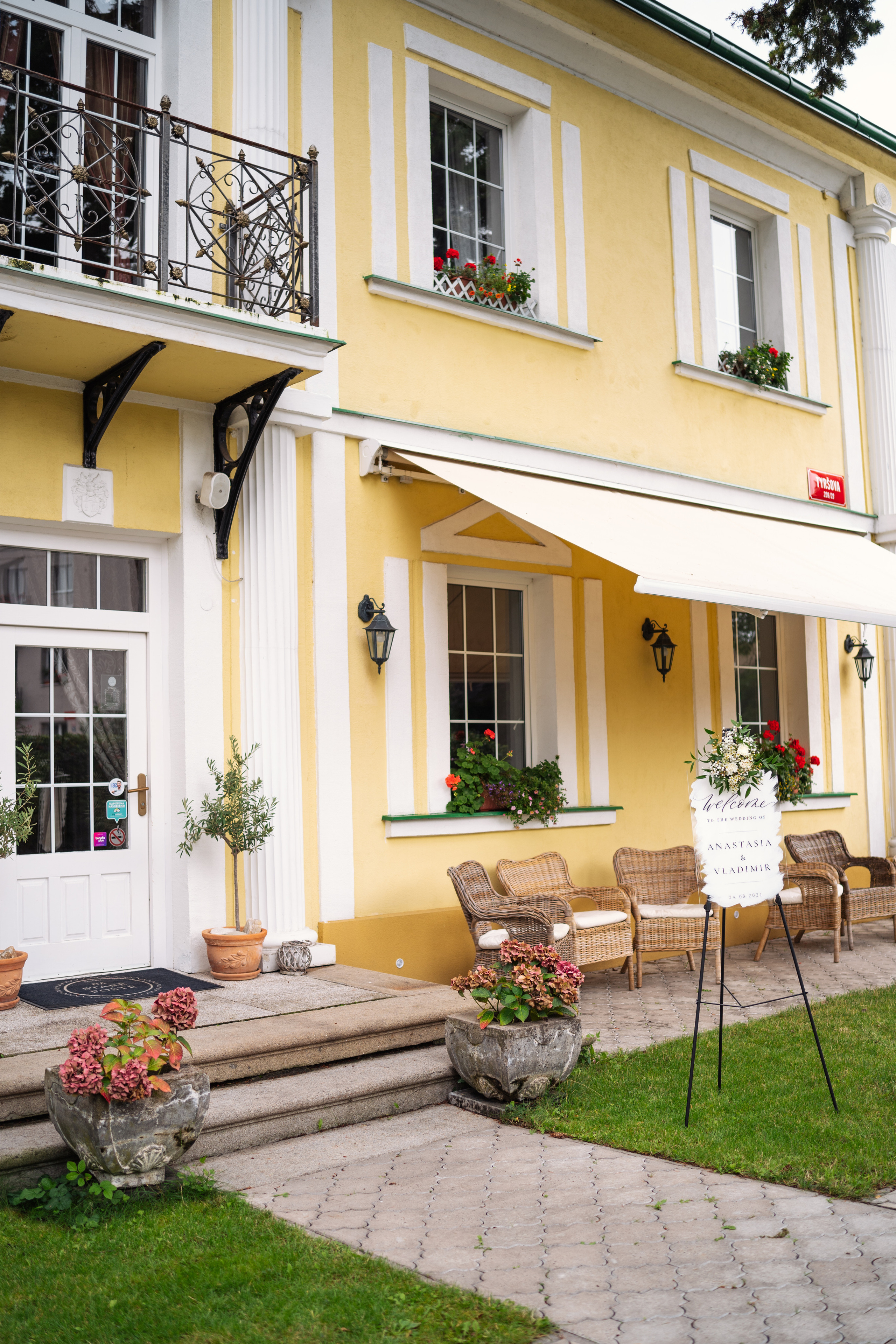 Fotógrafo de bodas en Madrid. Fotos de boda únicas y emocionantes. Fotógrafo en Madrid, España. Alyona Belyaninova