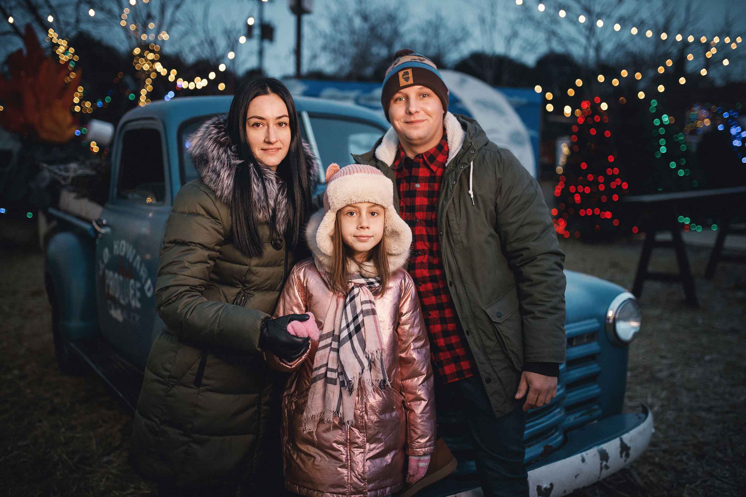 12.15.2019 Christmas Family Photoshoot. Wedding family event photographer in Chicago Nick Yushevich