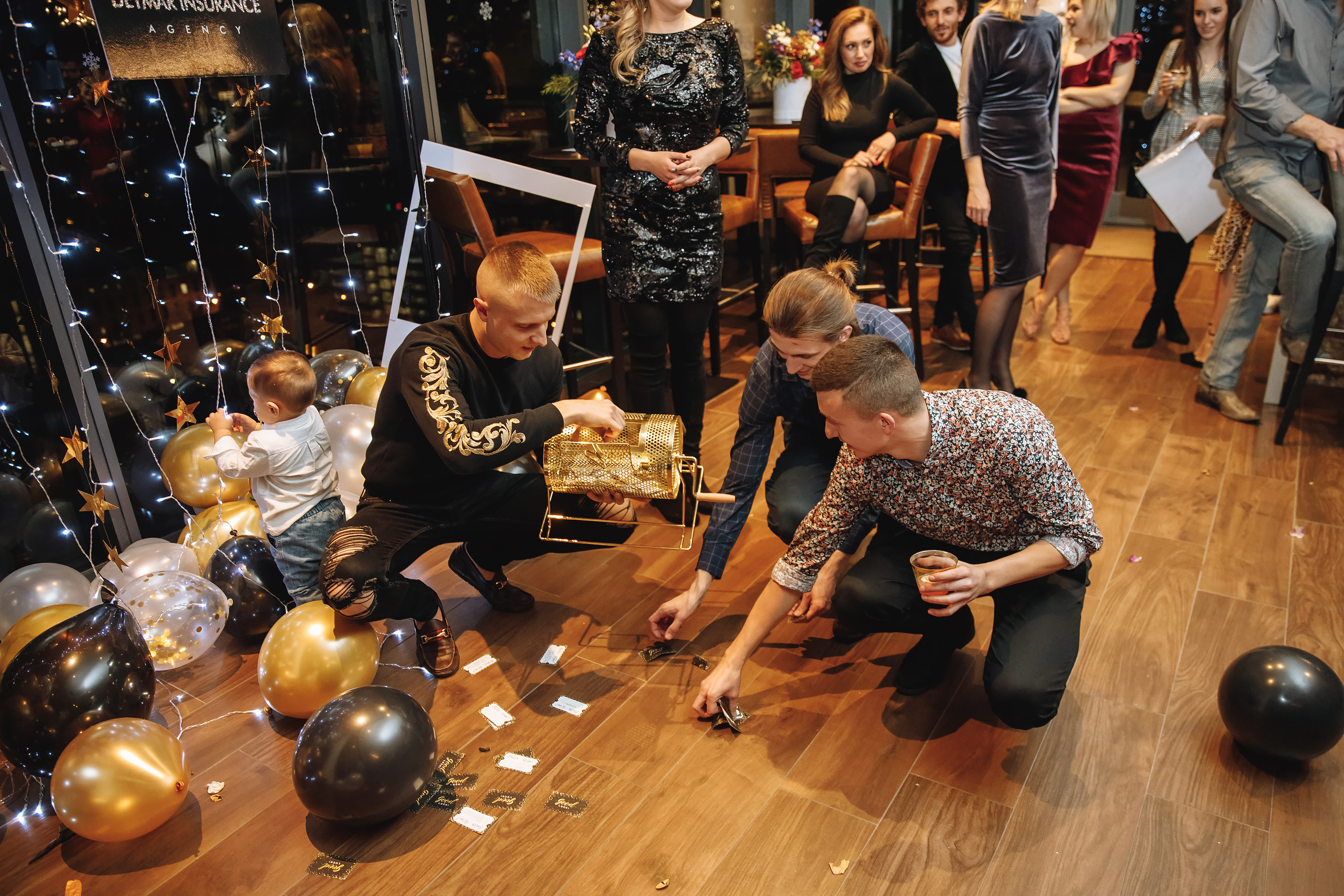 Deymar Insurance Agency. Wedding family event photographer in Chicago Nick Yushevich