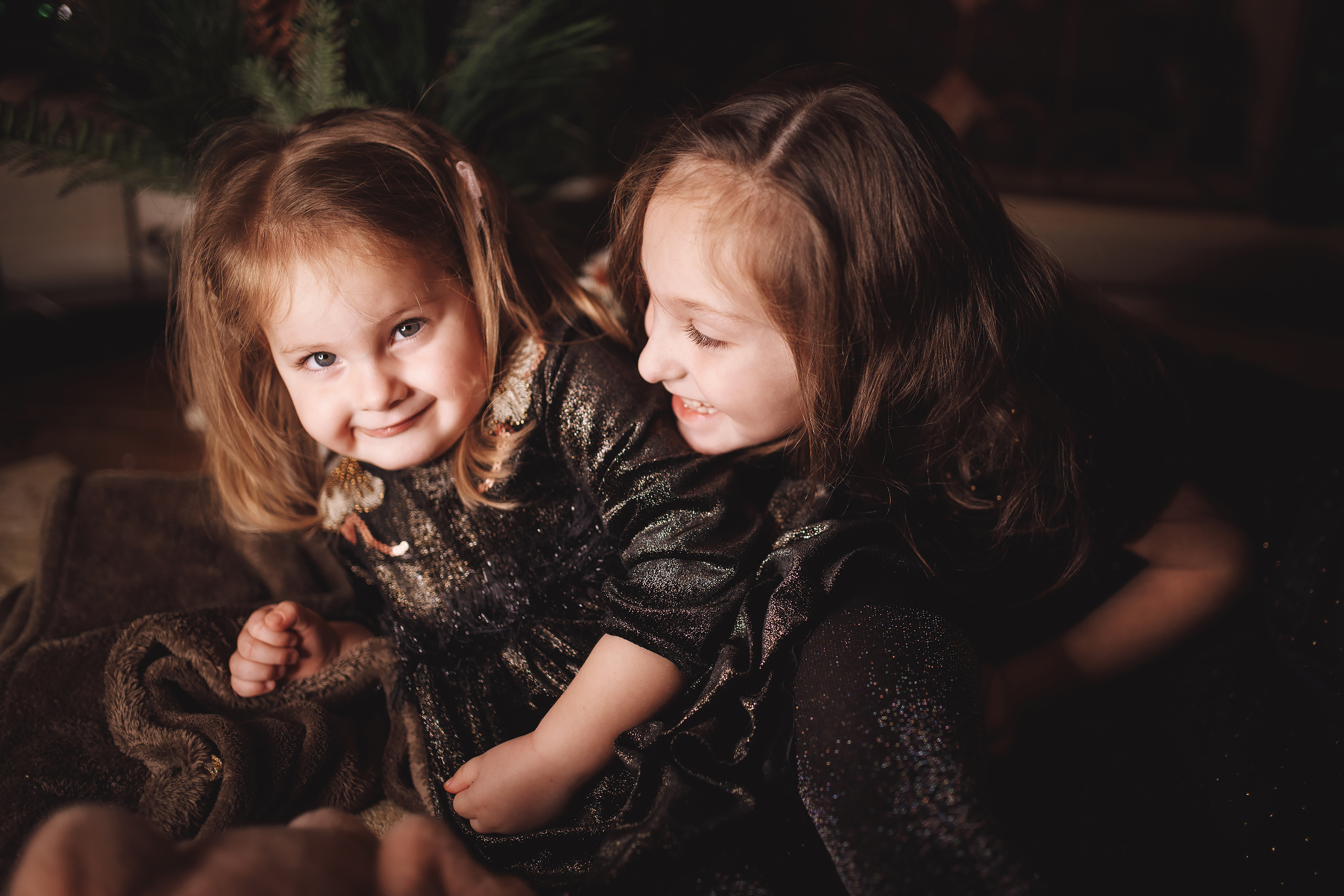 12.05.2019 Christmas Family Photoshoot. Wedding family event photographer in Chicago Nick Yushevich