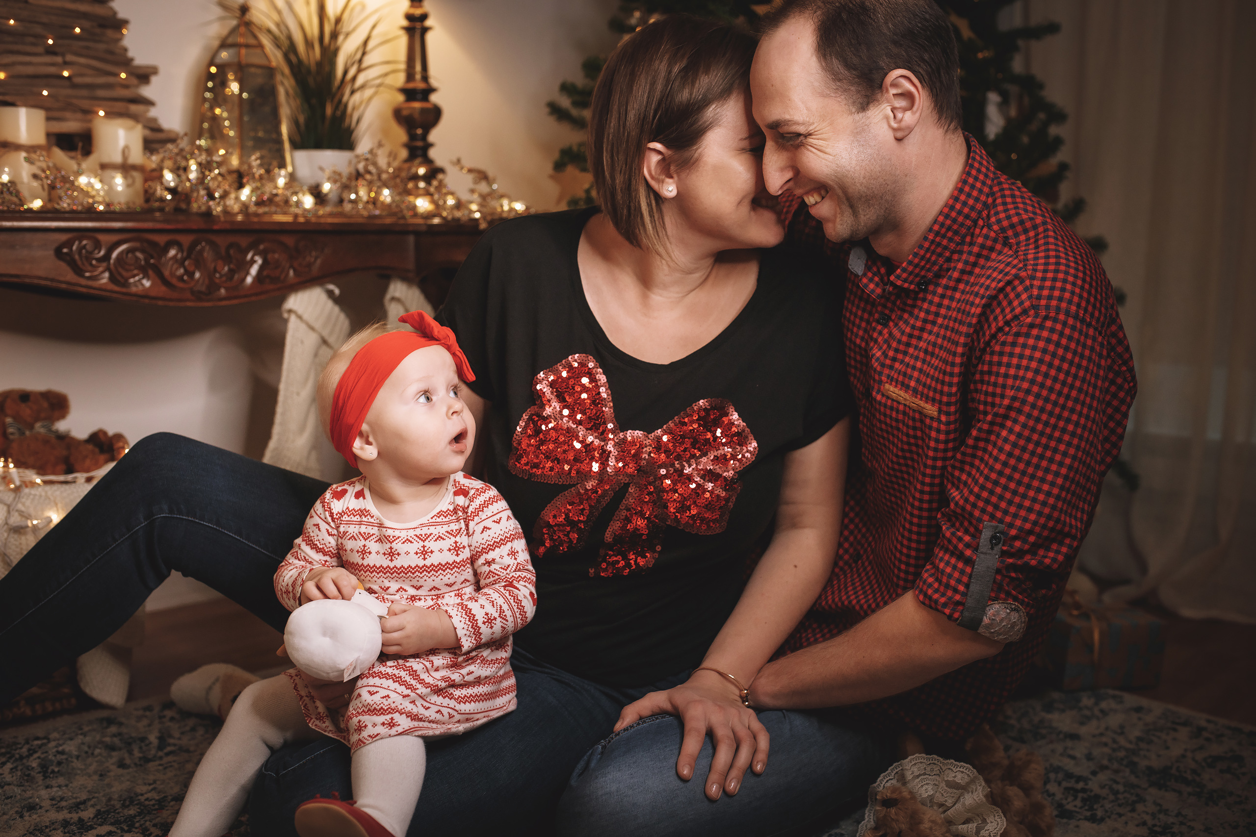 12.14.2019 Christmas Family Photoshoot 20. Wedding family event photographer in Chicago Nick Yushevich
