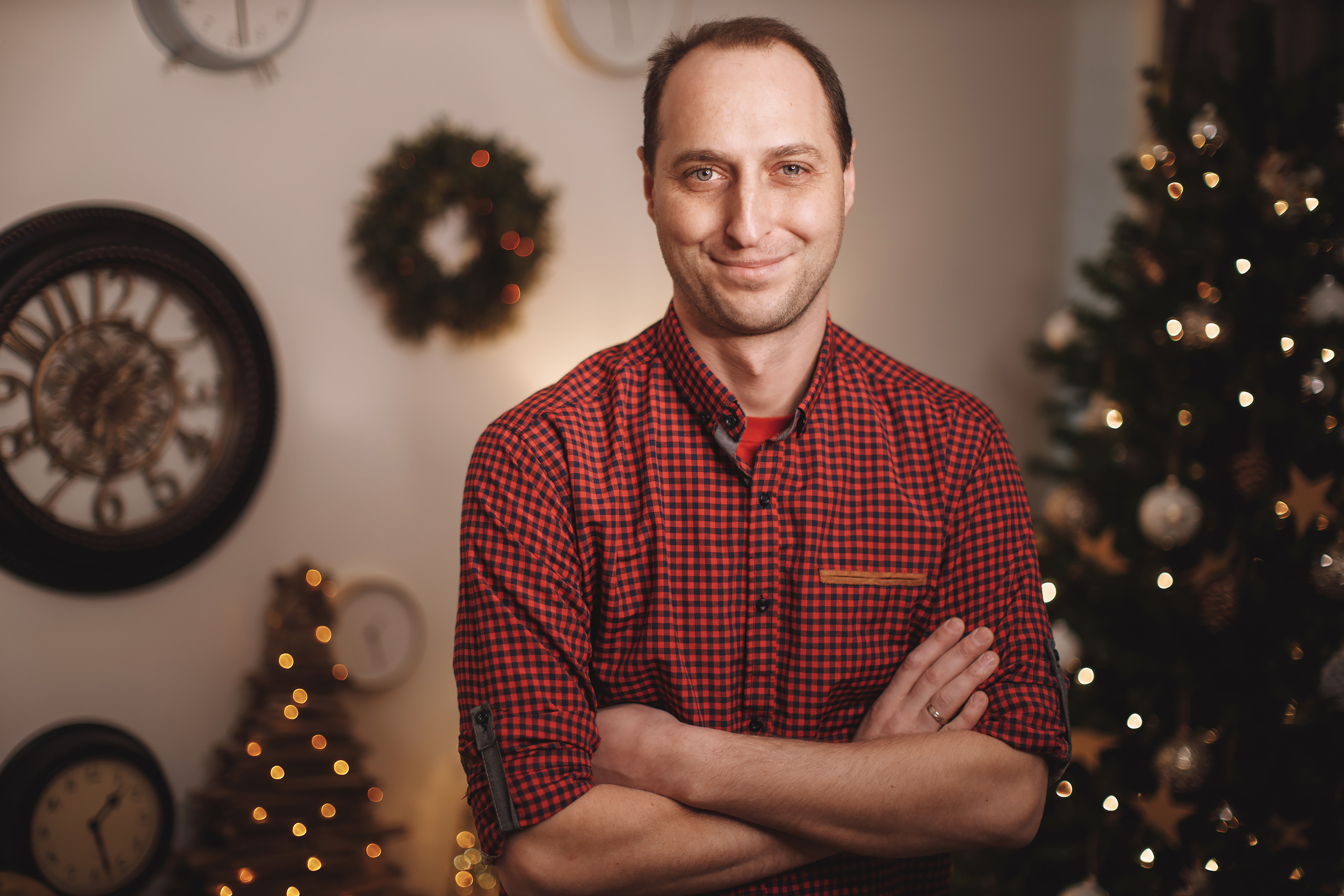 12.14.2019 Christmas Family Photoshoot 20. Wedding family event photographer in Chicago Nick Yushevich