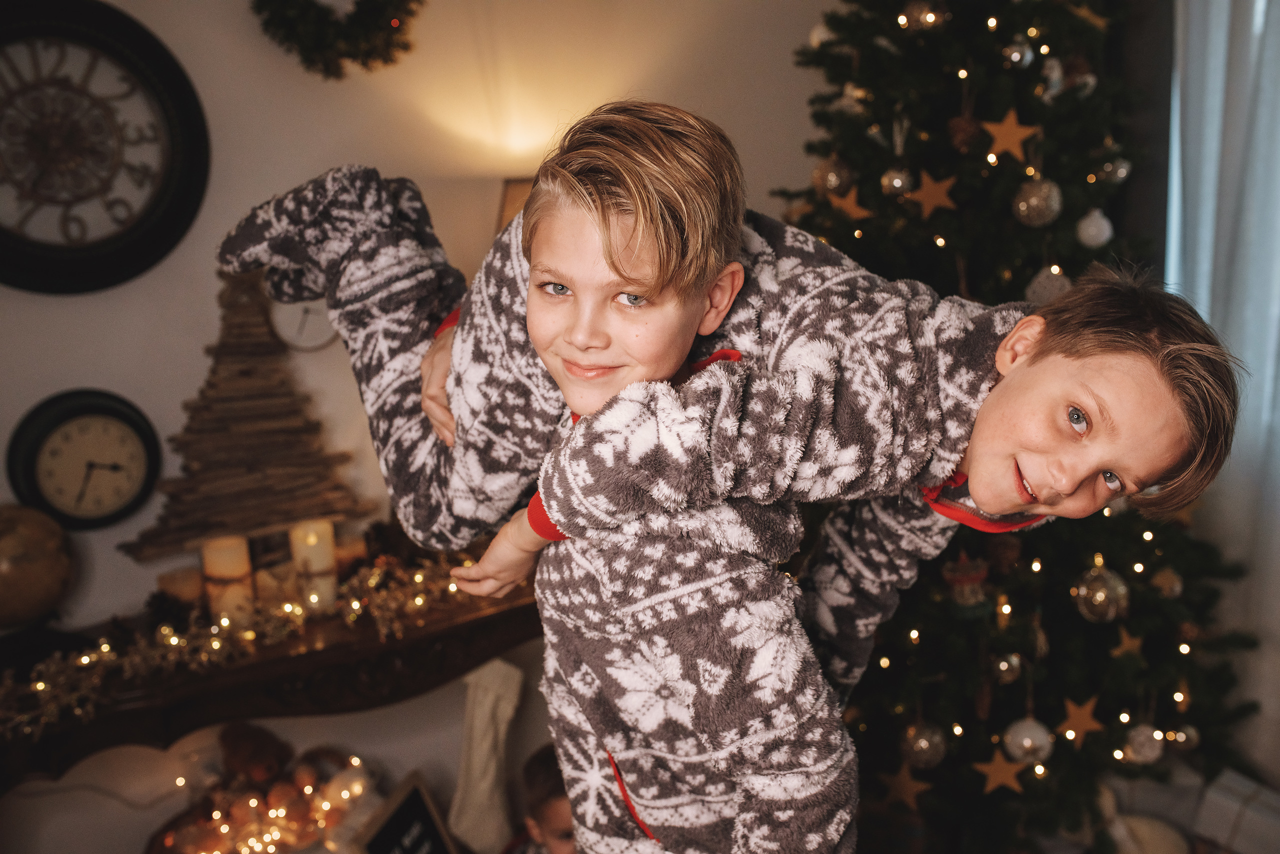 12.07.2019 Christmas Family Photoshoot 14. Wedding family event photographer in Chicago Nick Yushevich