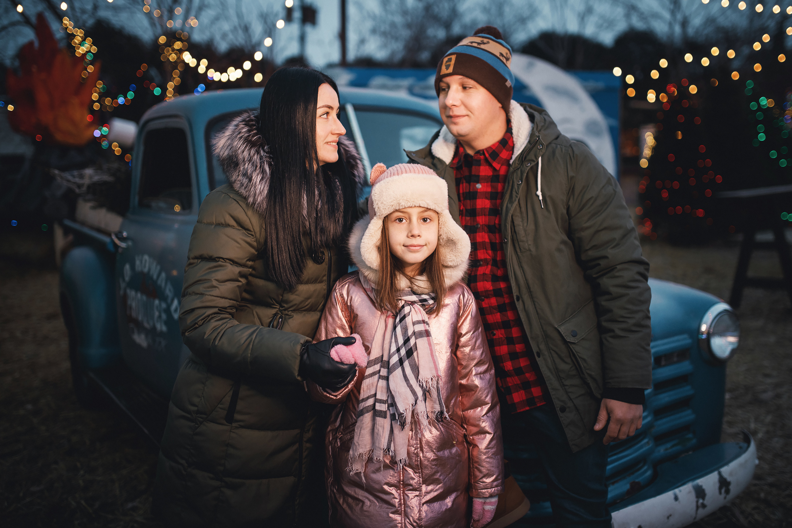 12.15.2019 Christmas Family Photoshoot. Wedding family event photographer in Chicago Nick Yushevich