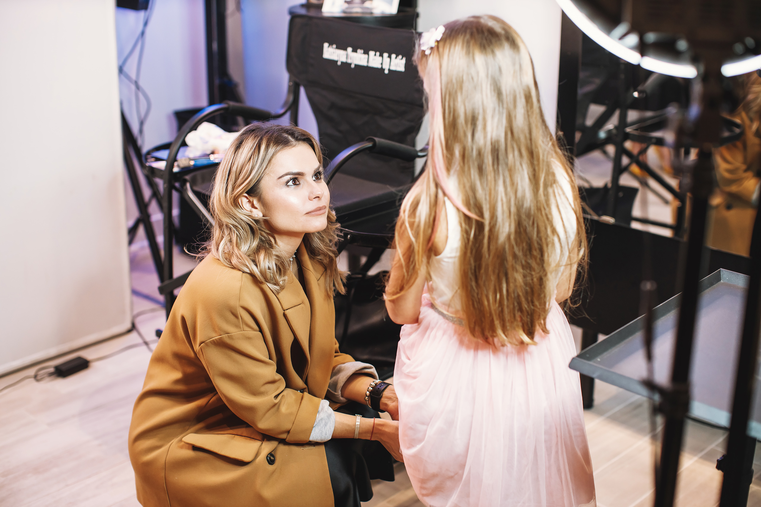 O&B style. Wedding family event photographer in Chicago Nick Yushevich