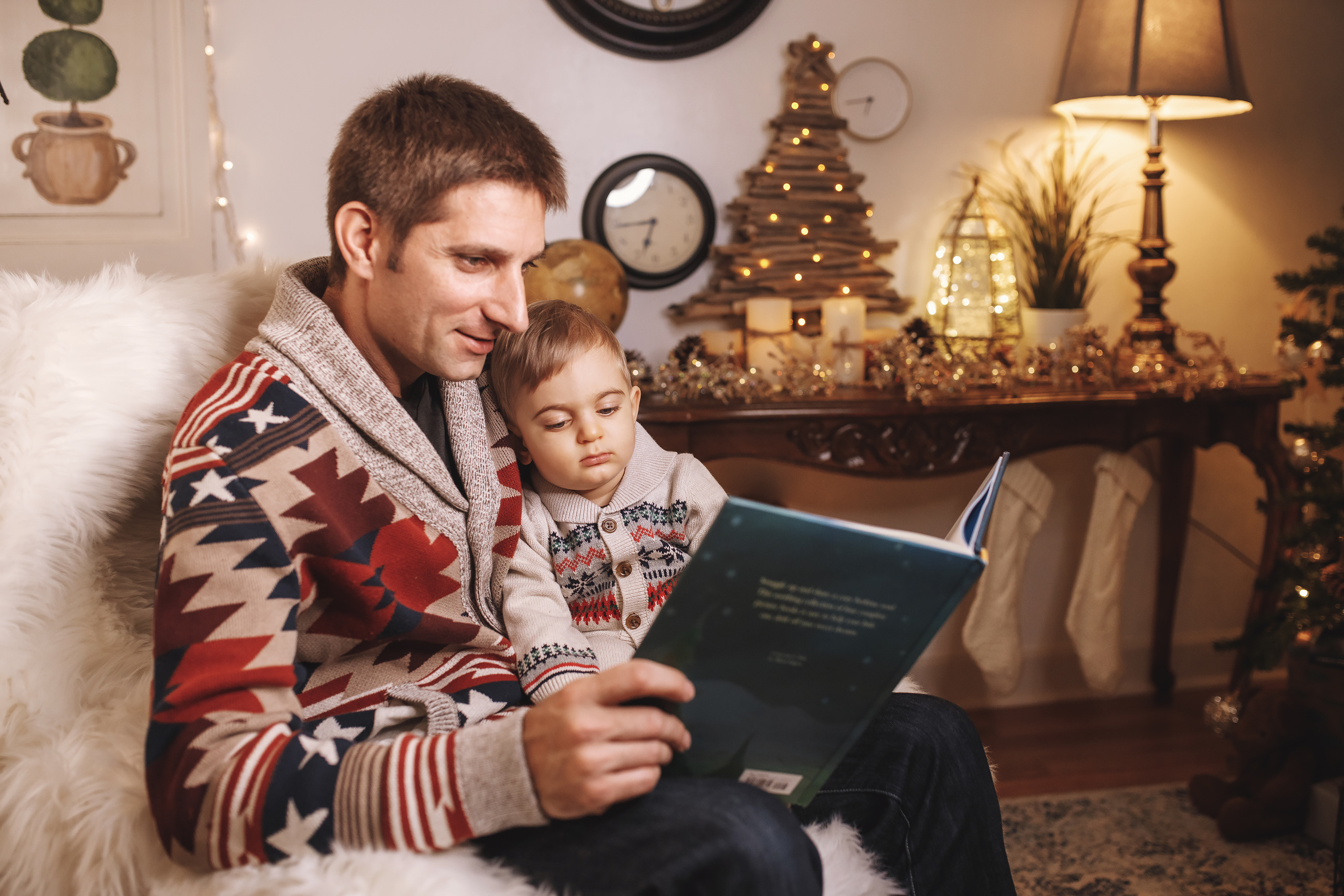 12.10.2019 Christmas Family Photoshoot 16. Wedding family event photographer in Chicago Nick Yushevich