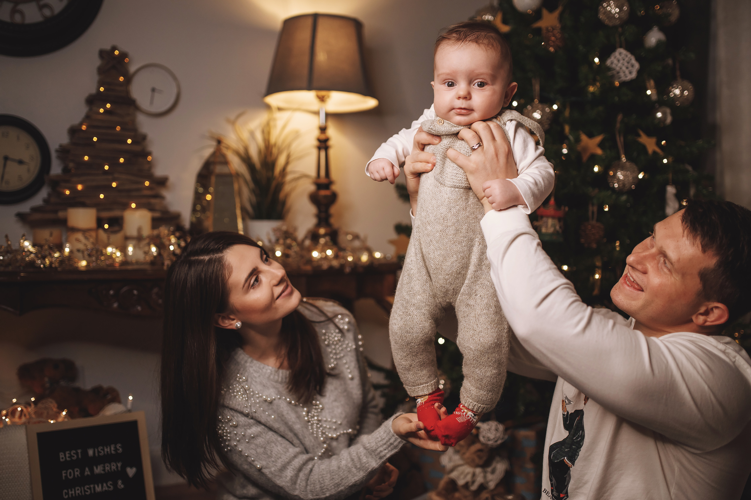 12.14.2019 Christmas Family Photoshoot 21. Wedding family event photographer in Chicago Nick Yushevich