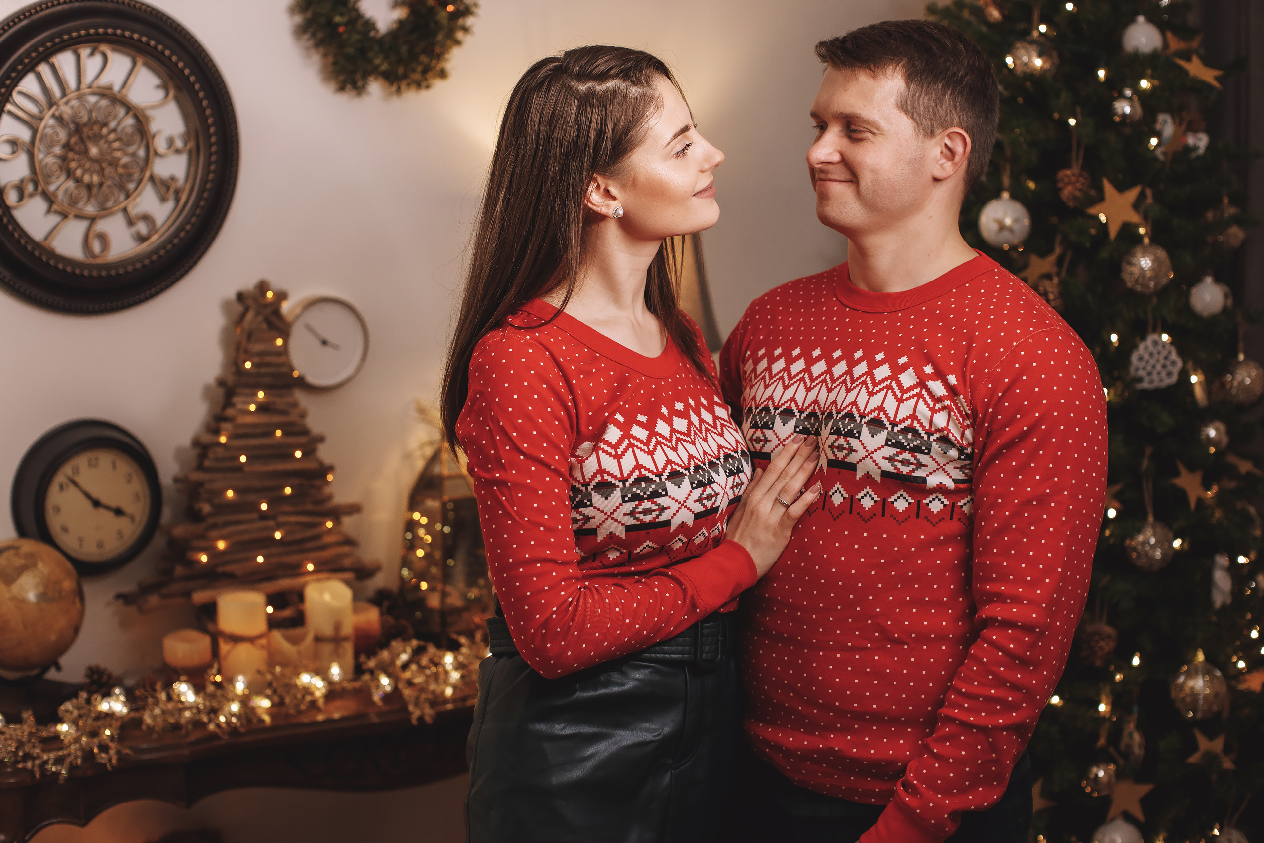 12.14.2019 Christmas Family Photoshoot 21. Wedding family event photographer in Chicago Nick Yushevich