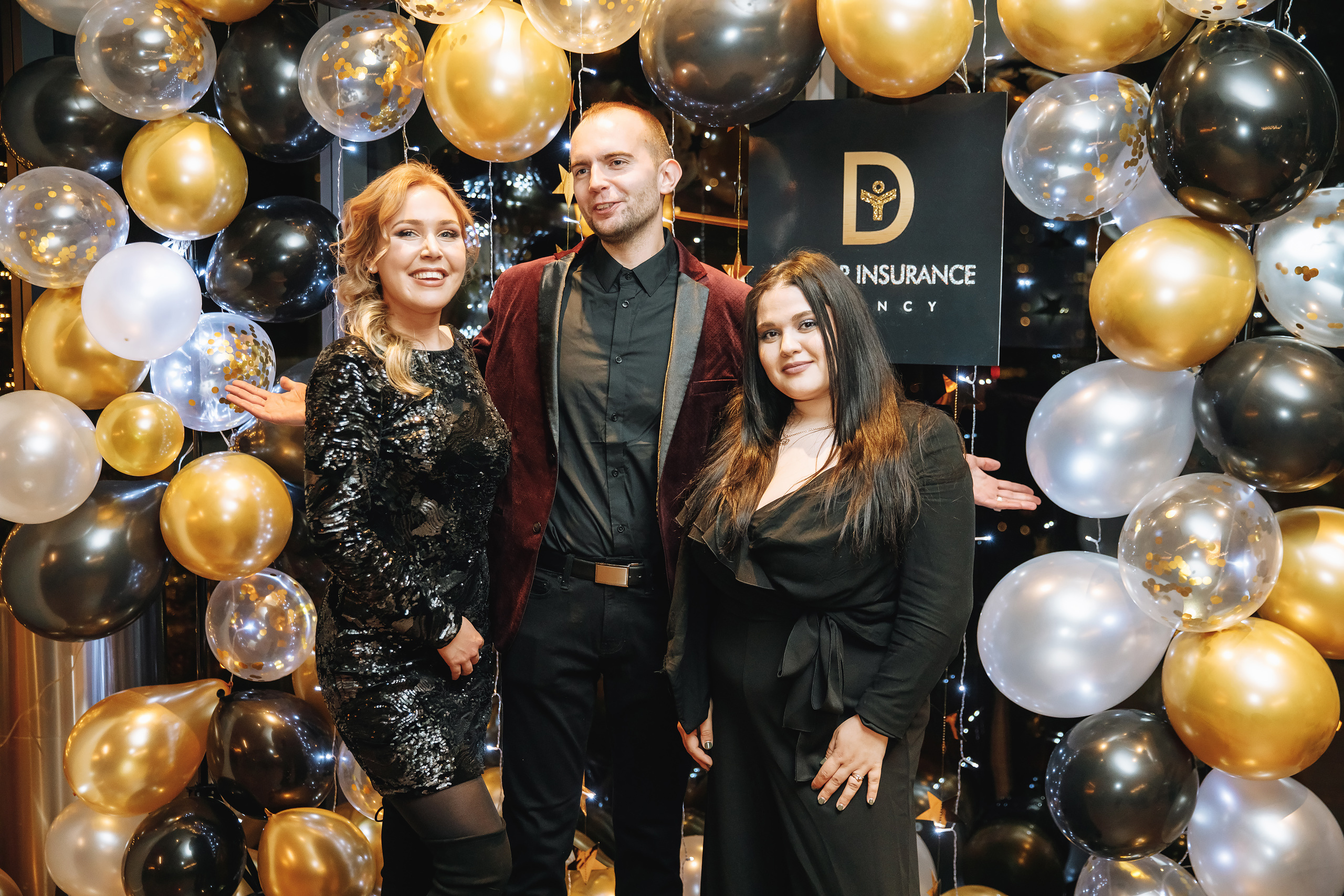 Deymar Insurance Agency. Wedding family event photographer in Chicago Nick Yushevich