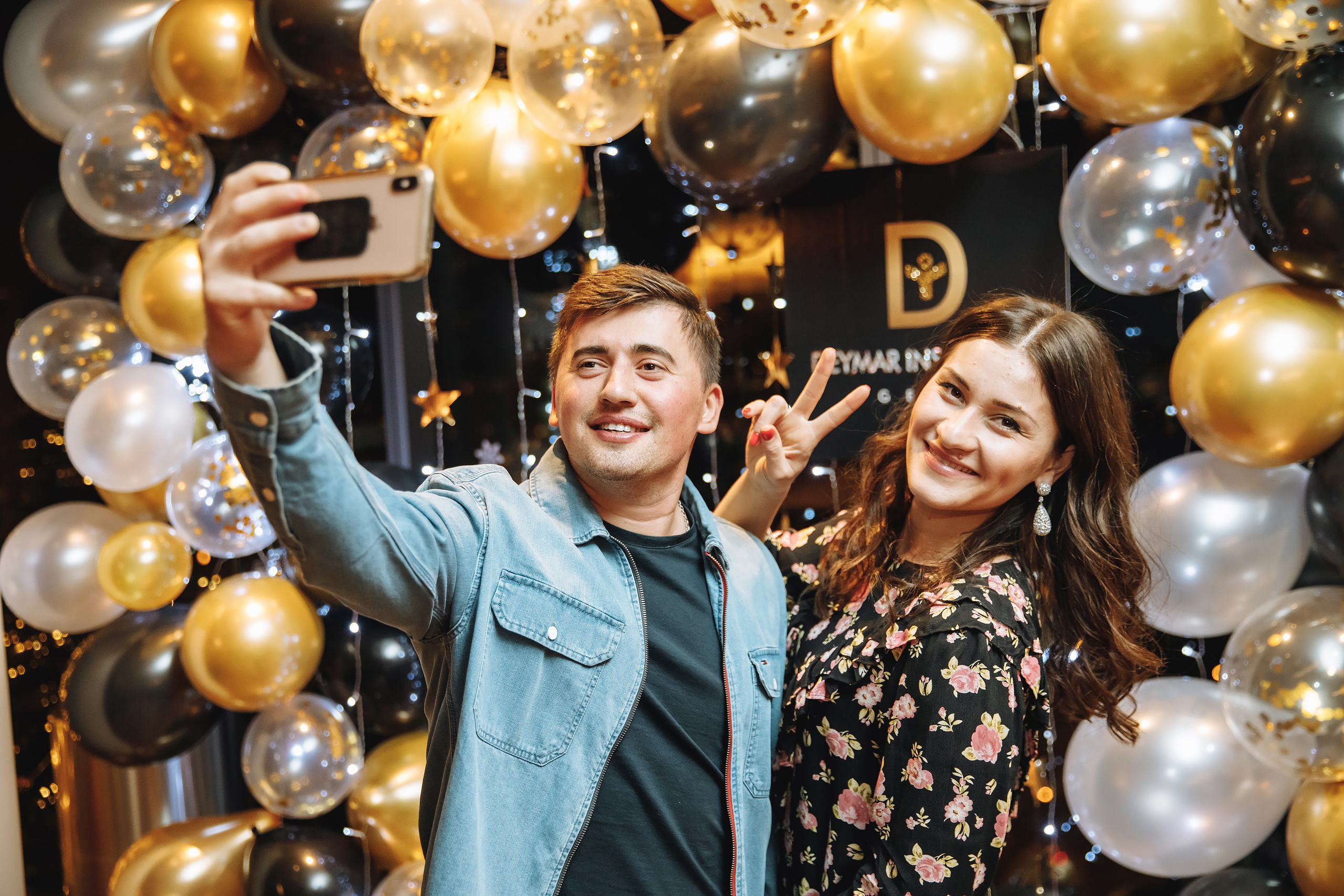 Deymar Insurance Agency. Wedding family event photographer in Chicago Nick Yushevich