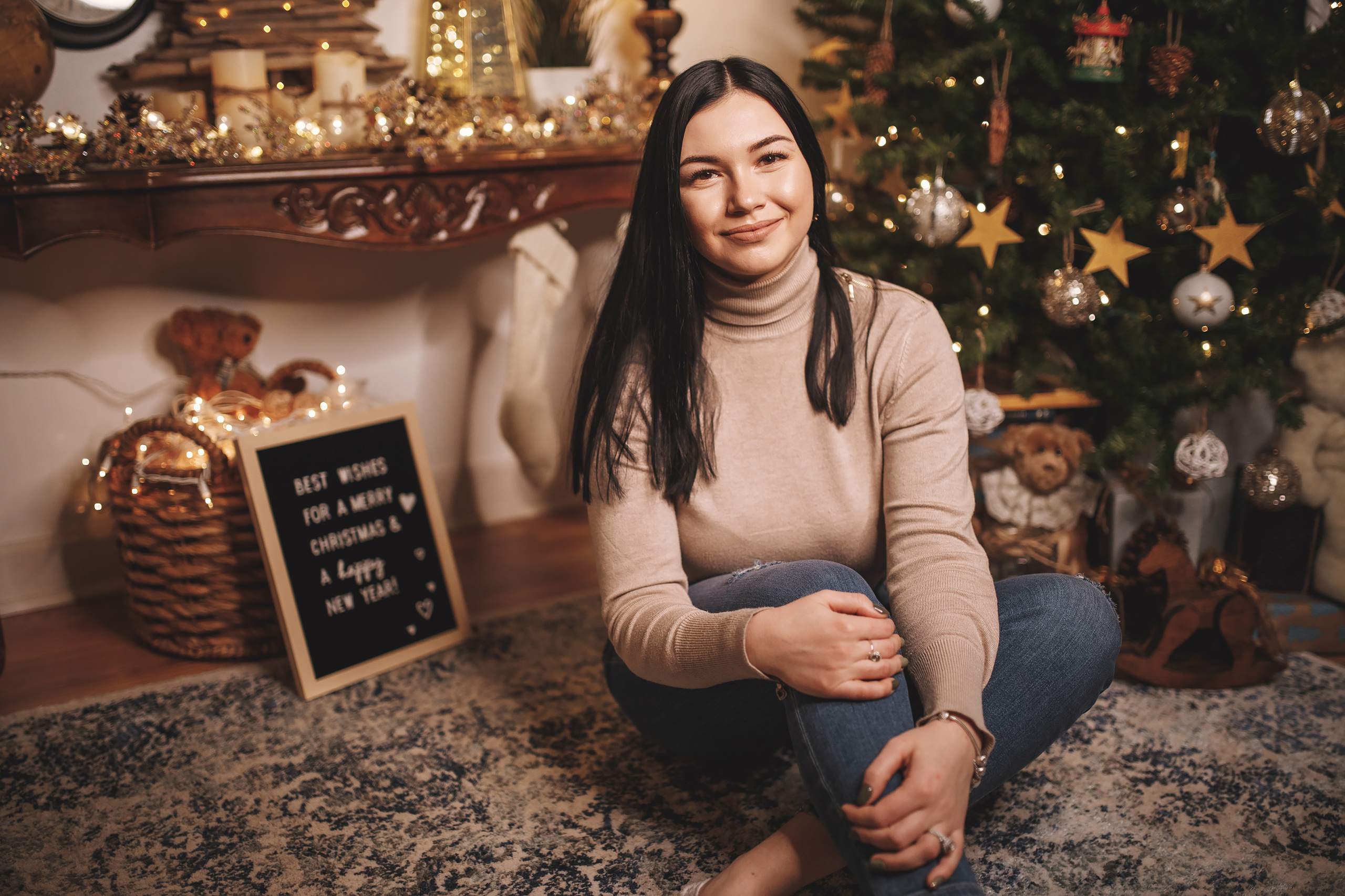 12.14.2019 Christmas Family Photoshoot 19. Wedding family event photographer in Chicago Nick Yushevich