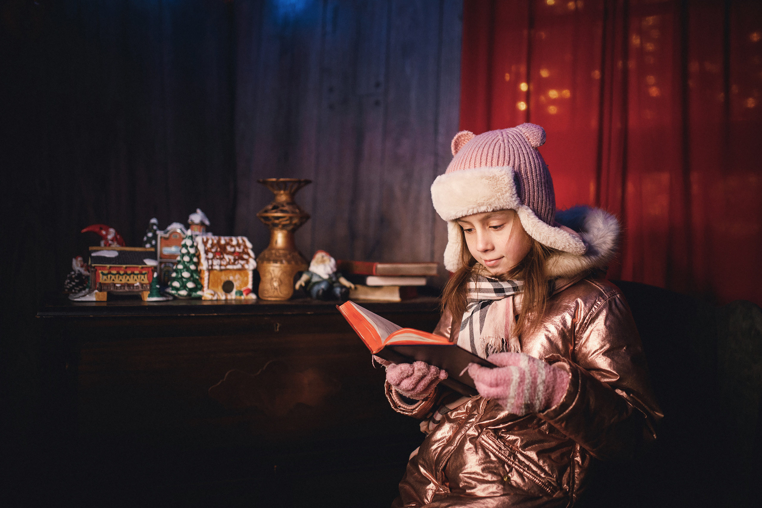 12.15.2019 Christmas Family Photoshoot. Wedding family event photographer in Chicago Nick Yushevich