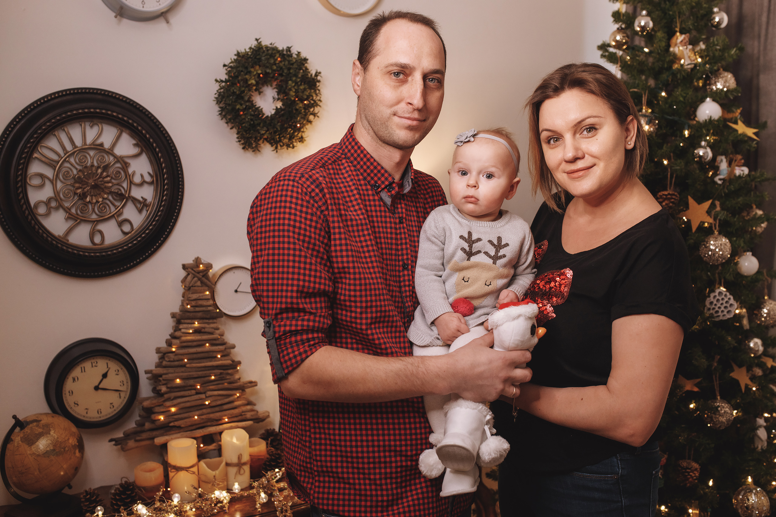 12.14.2019 Christmas Family Photoshoot 20. Wedding family event photographer in Chicago Nick Yushevich