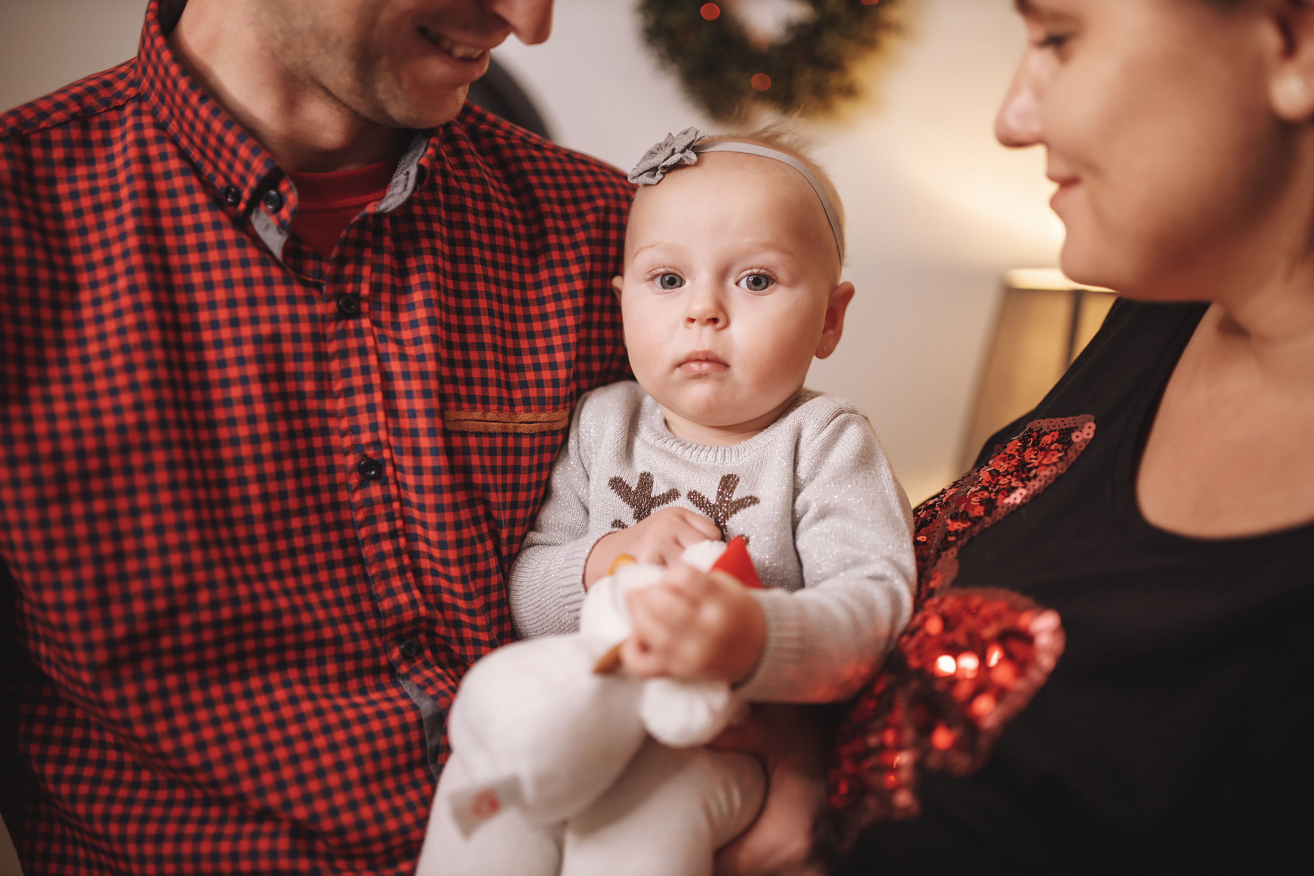 12.14.2019 Christmas Family Photoshoot 20. Wedding family event photographer in Chicago Nick Yushevich