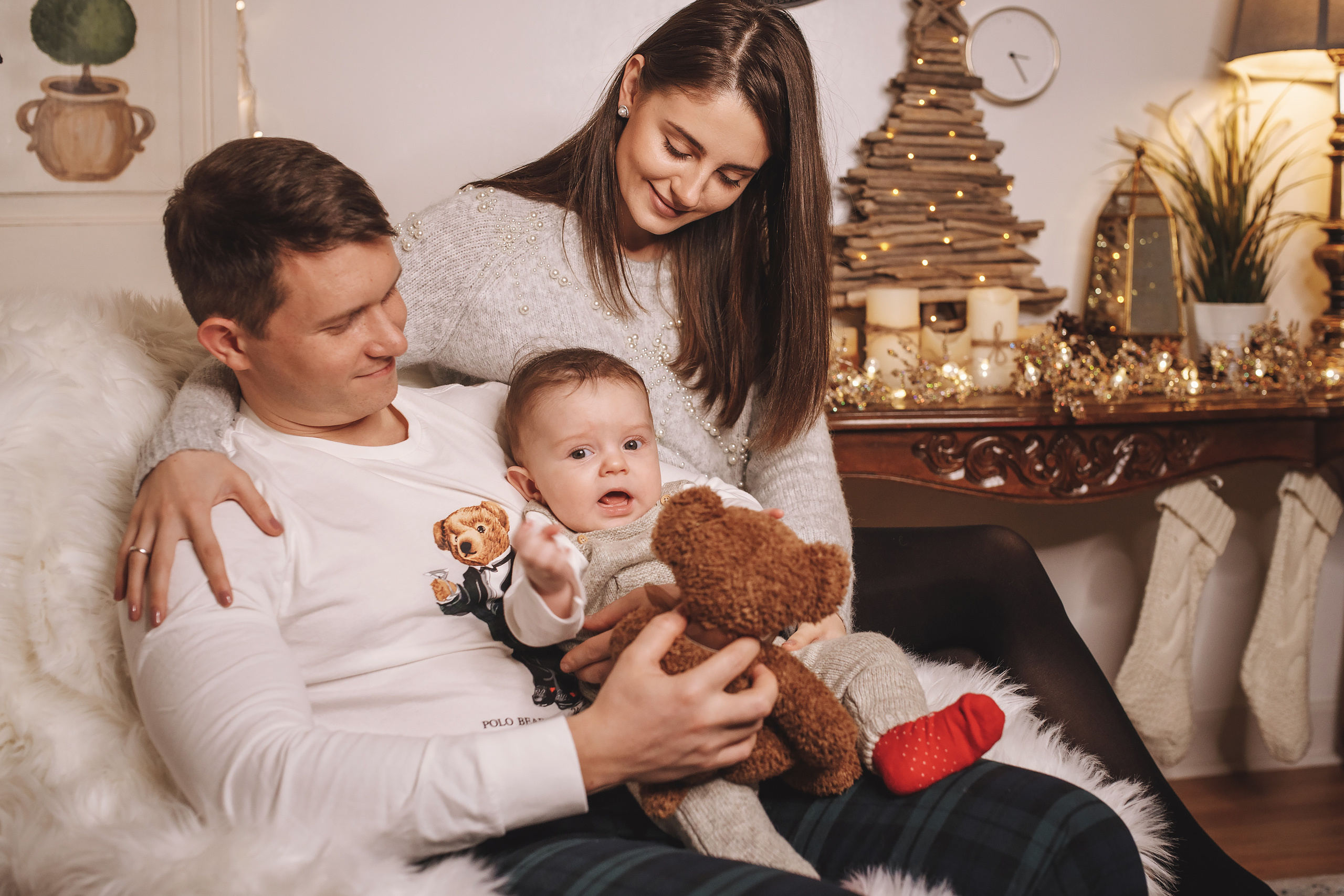 12.14.2019 Christmas Family Photoshoot 21. Wedding family event photographer in Chicago Nick Yushevich