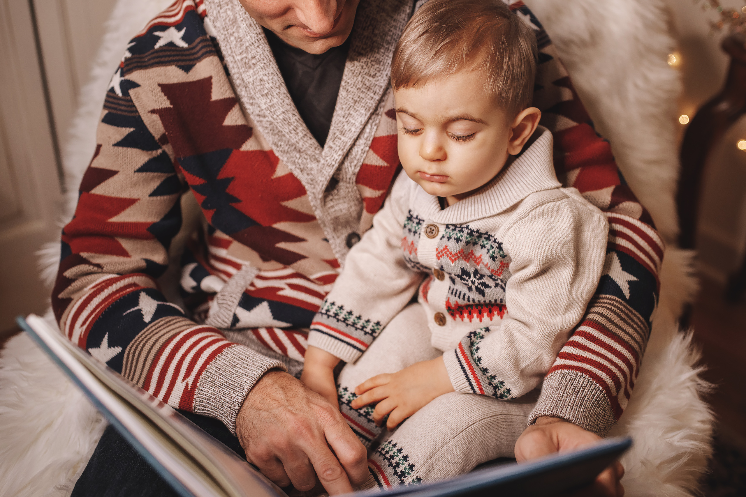 12.10.2019 Christmas Family Photoshoot 16. Wedding family event photographer in Chicago Nick Yushevich