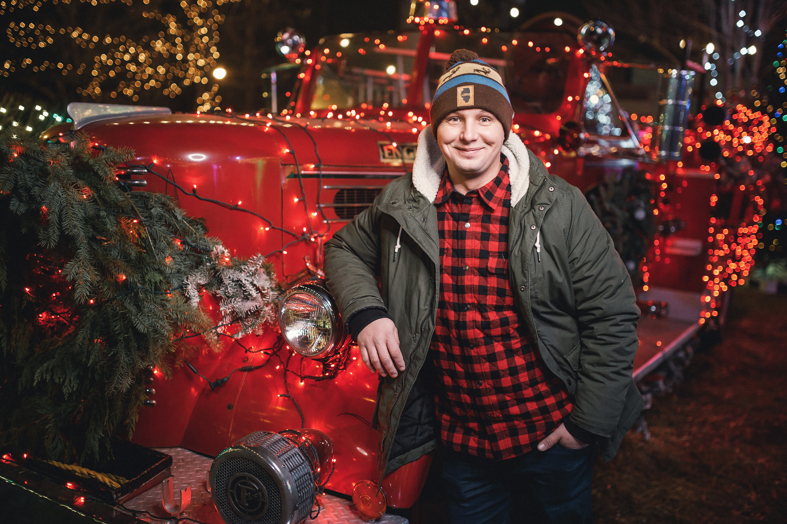 12.15.2019 Christmas Family Photoshoot. Wedding family event photographer in Chicago Nick Yushevich