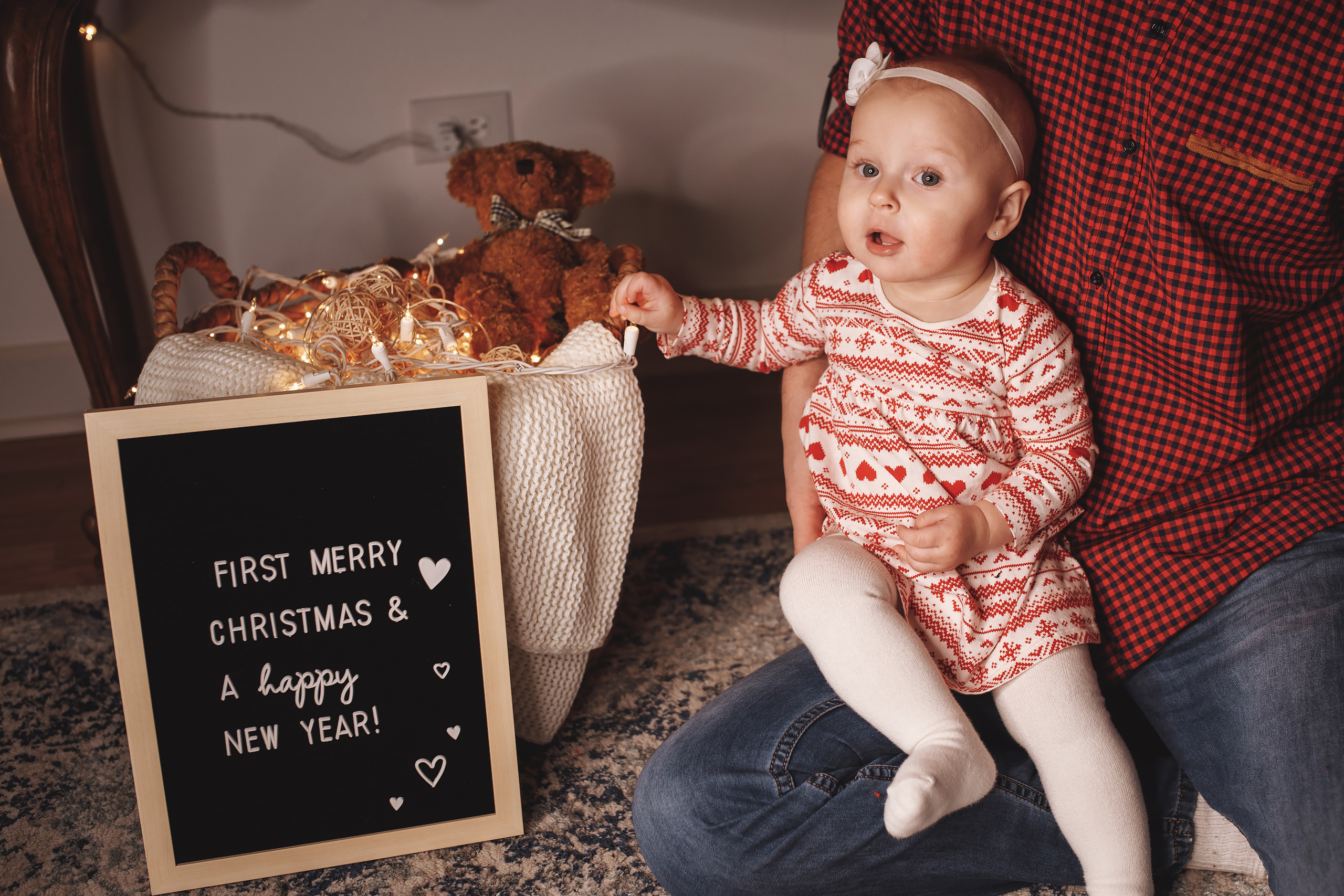 12.14.2019 Christmas Family Photoshoot 20. Wedding family event photographer in Chicago Nick Yushevich