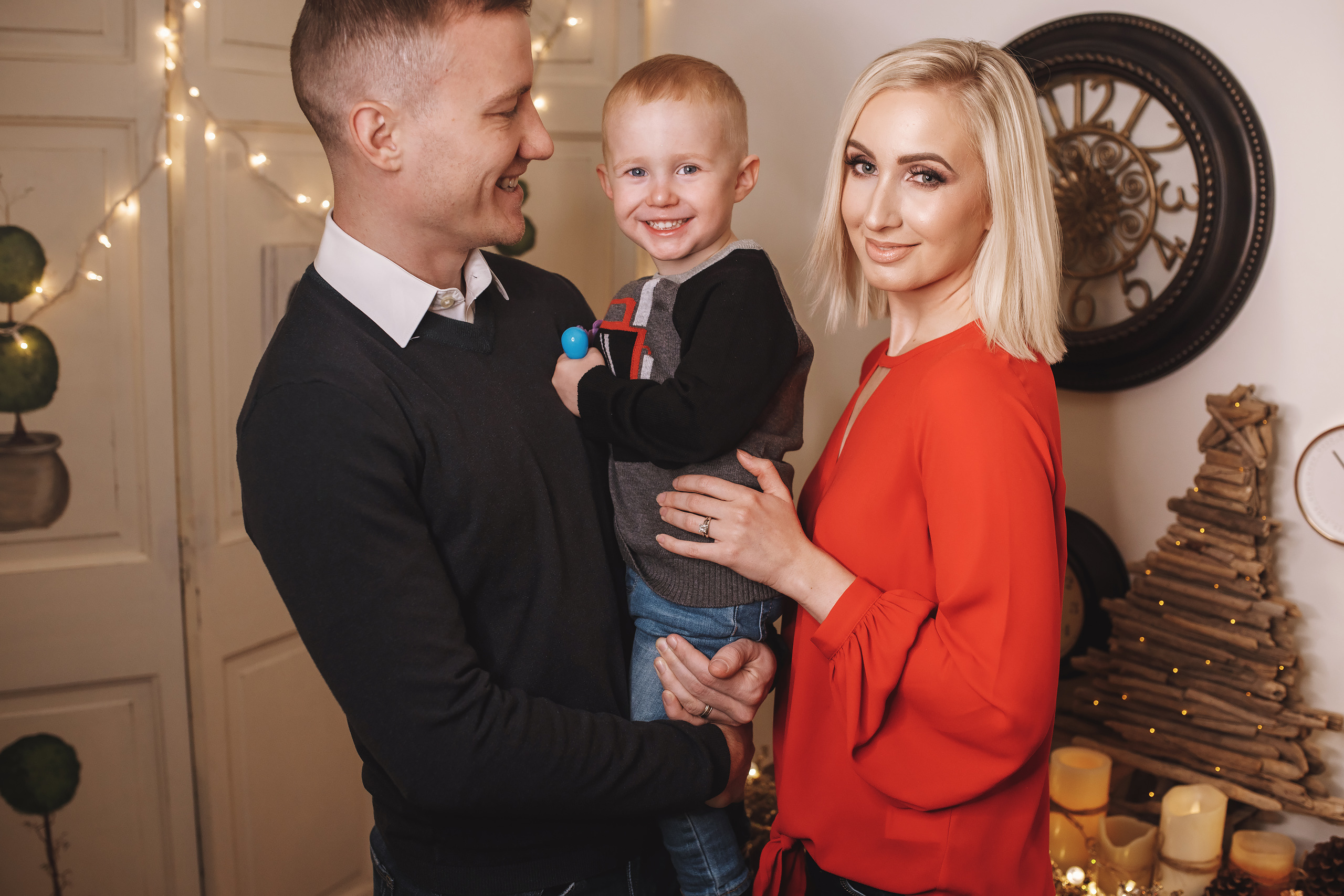 12.07.2019 Christmas Family Photoshoot 12. Wedding family event photographer in Chicago Nick Yushevich