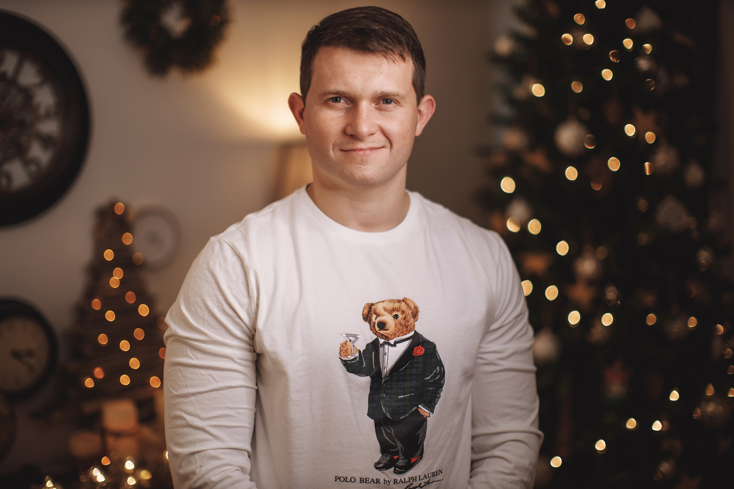 12.14.2019 Christmas Family Photoshoot 21. Wedding family event photographer in Chicago Nick Yushevich