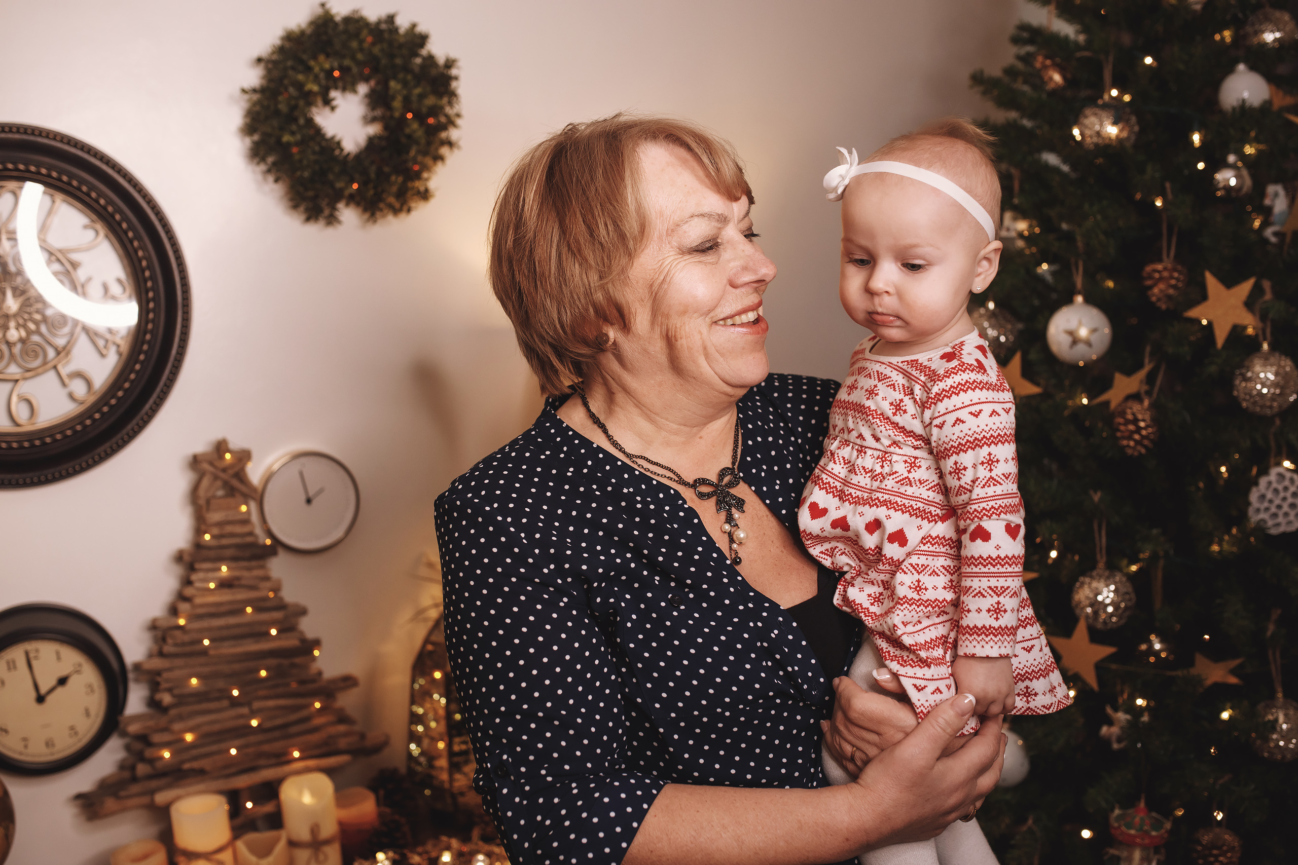 12.14.2019 Christmas Family Photoshoot 20. Wedding family event photographer in Chicago Nick Yushevich