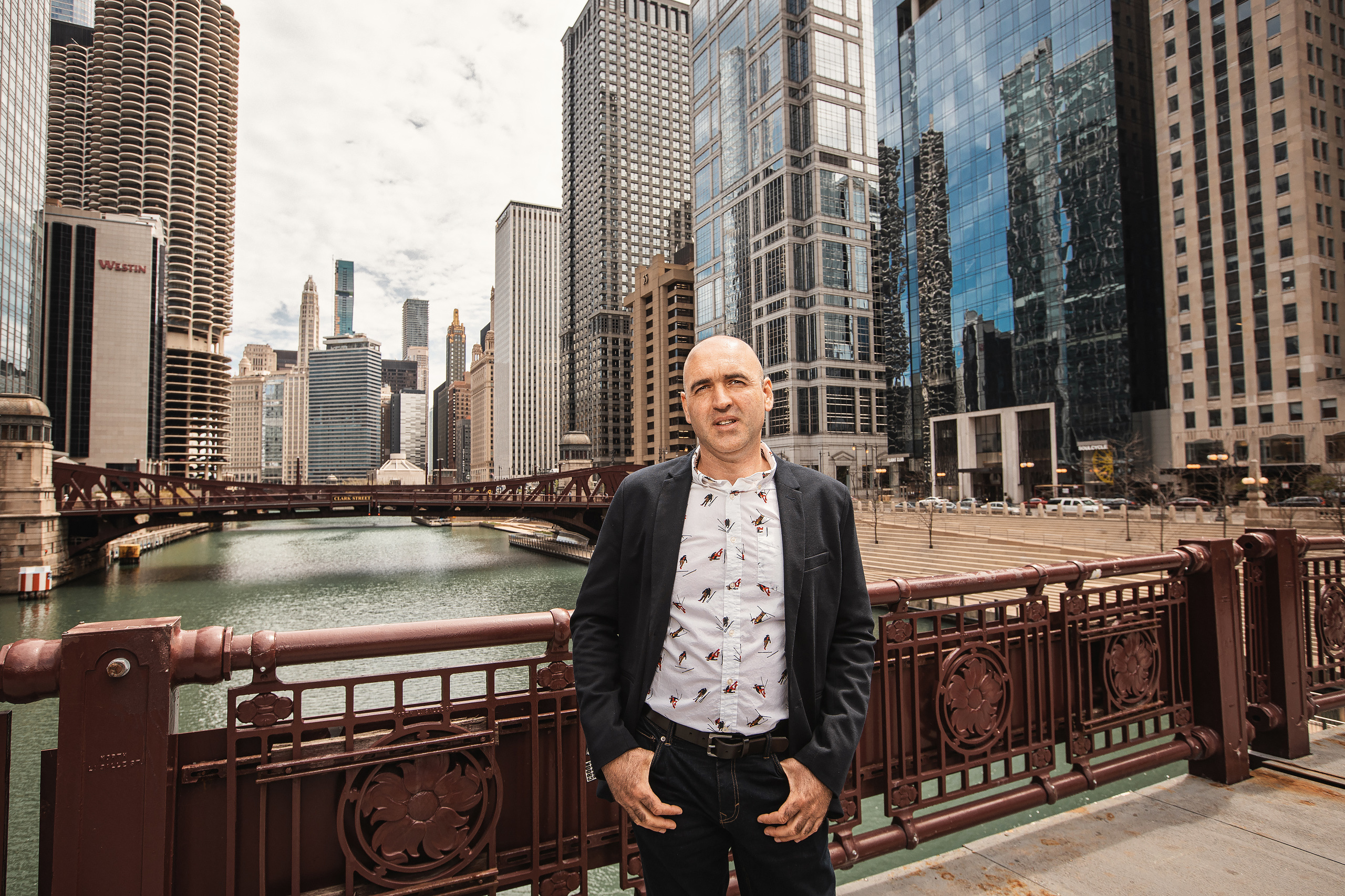 Portrait photoshoot. Wedding family event photographer in Chicago Nick Yushevich