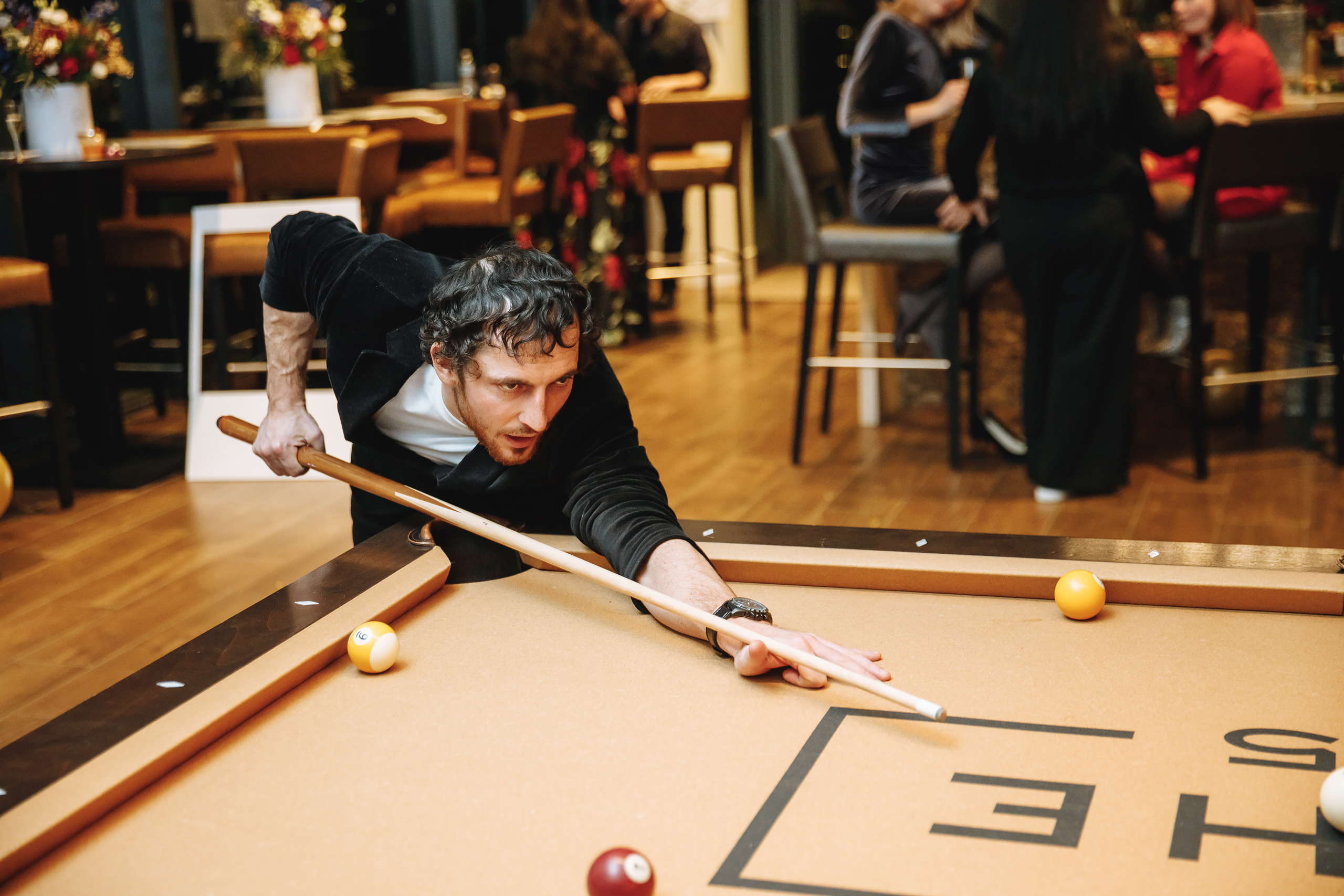 Deymar Insurance Agency. Wedding family event photographer in Chicago Nick Yushevich