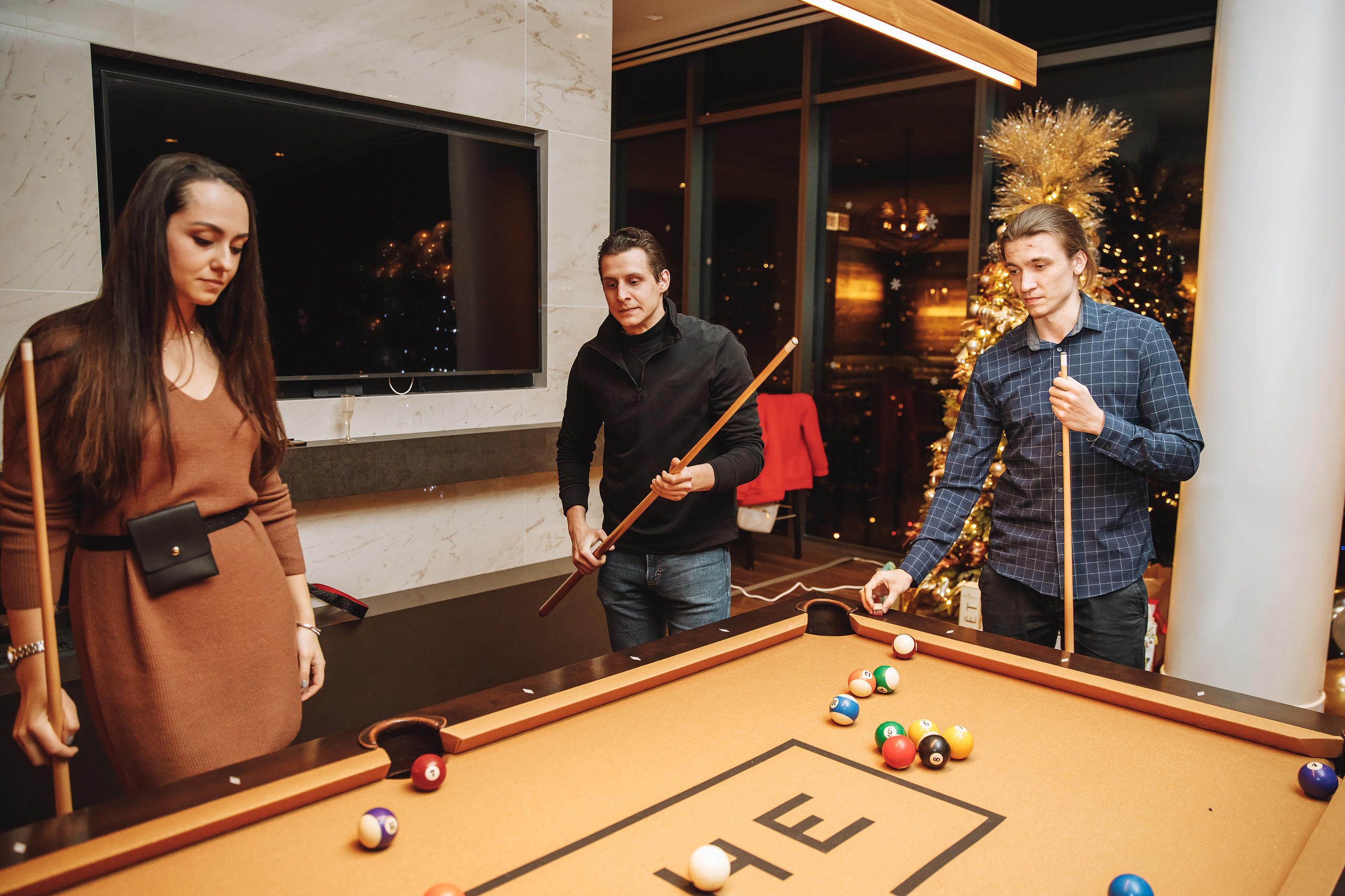 Deymar Insurance Agency. Wedding family event photographer in Chicago Nick Yushevich