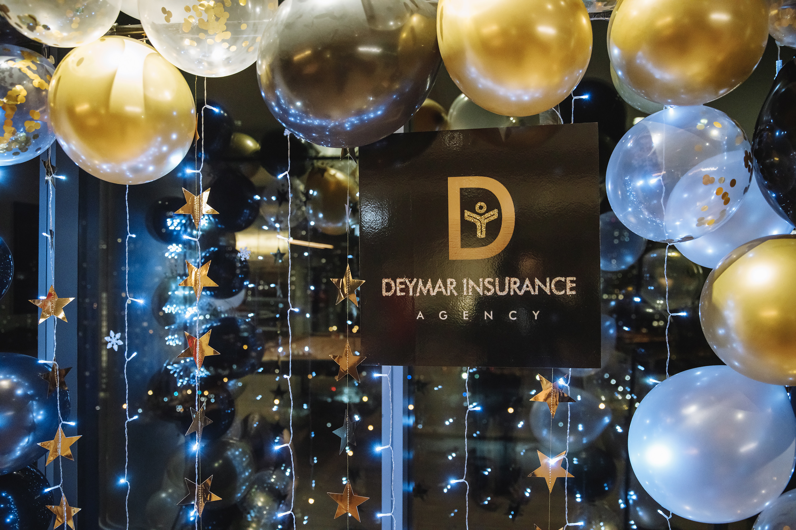 Deymar Insurance Agency. Wedding family event photographer in Chicago Nick Yushevich