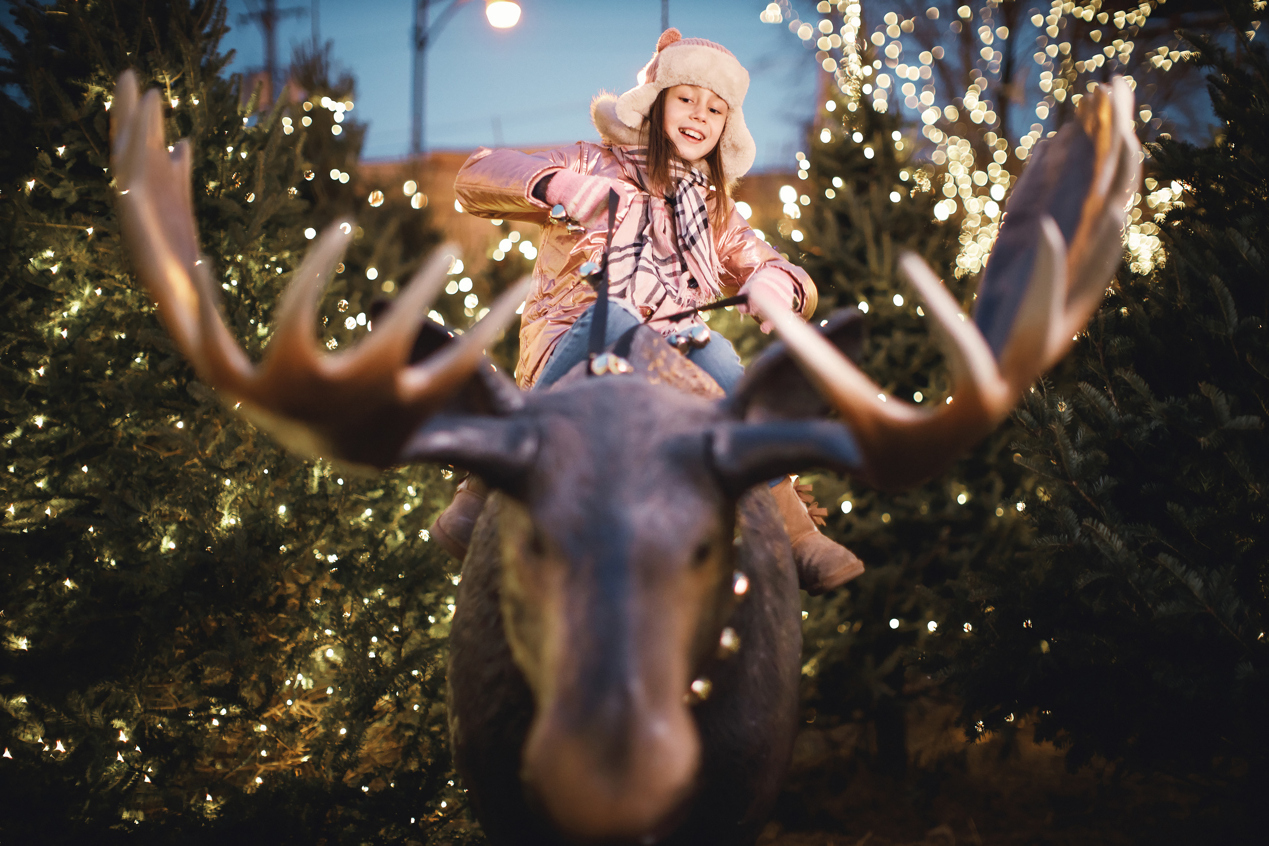 12.15.2019 Christmas Family Photoshoot. Wedding family event photographer in Chicago Nick Yushevich