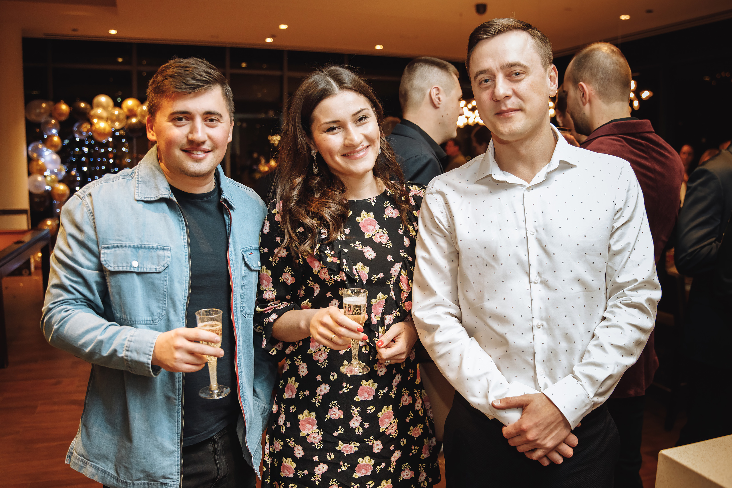 Deymar Insurance Agency. Wedding family event photographer in Chicago Nick Yushevich