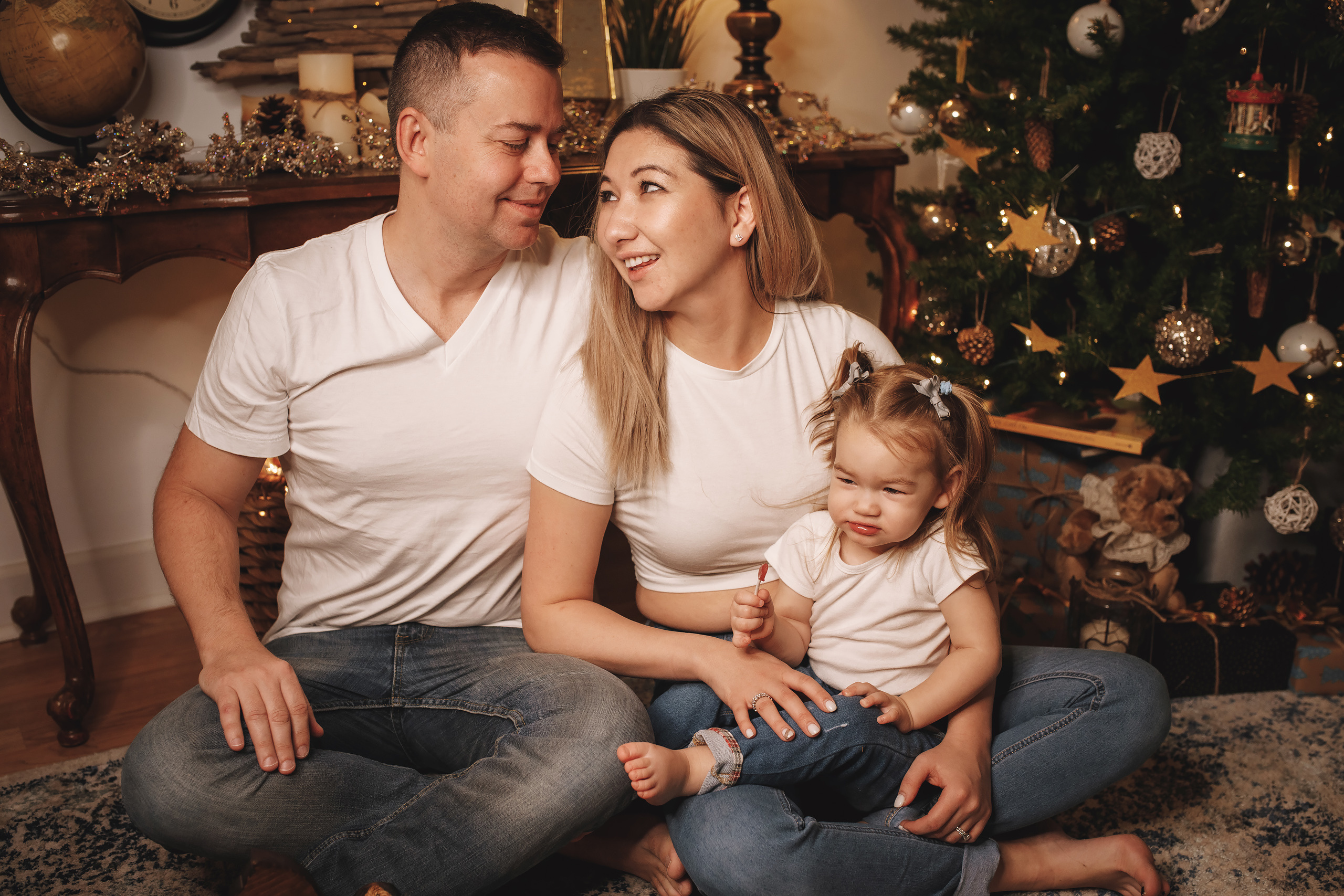 12.07.2019 Christmas Family Photoshoot 11. Wedding family event photographer in Chicago Nick Yushevich