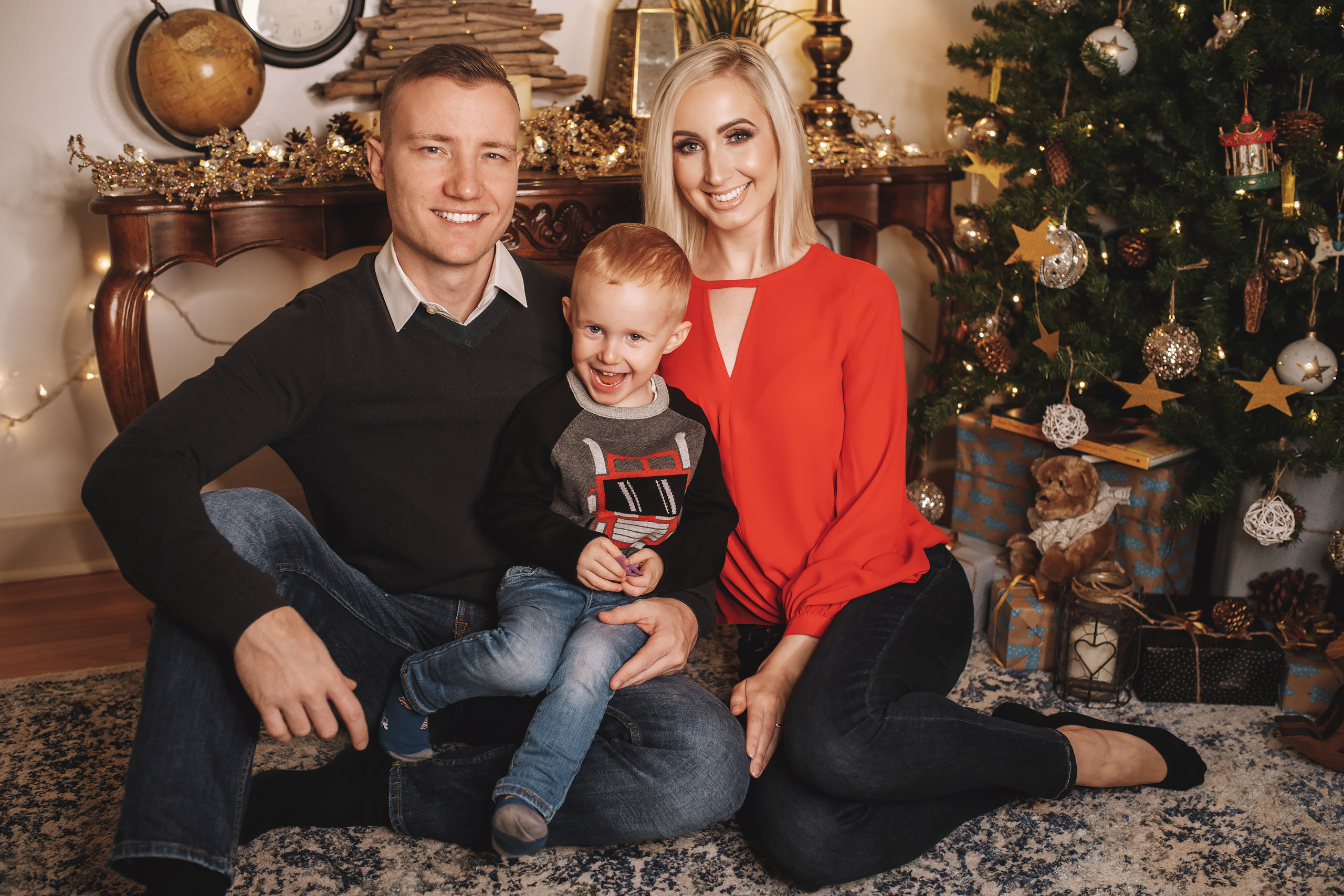 12.07.2019 Christmas Family Photoshoot 12. Wedding family event photographer in Chicago Nick Yushevich