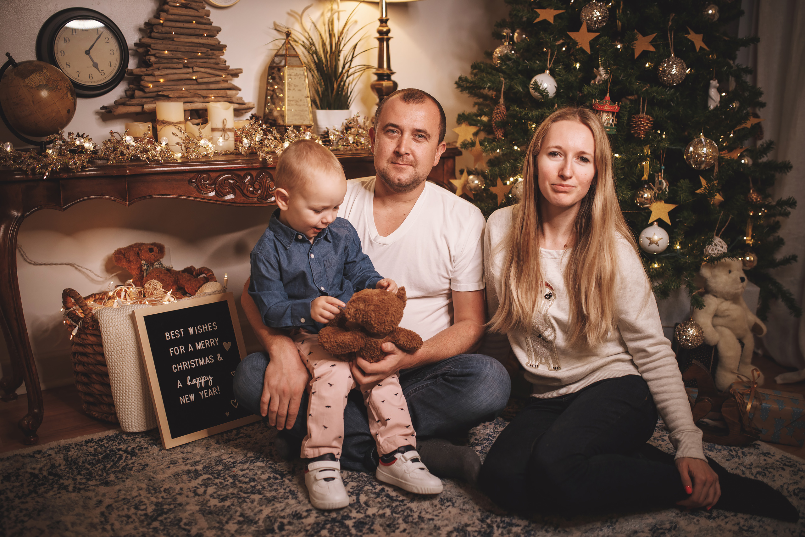 12.14.2019 Christmas Family Photoshoot 22. Wedding family event photographer in Chicago Nick Yushevich