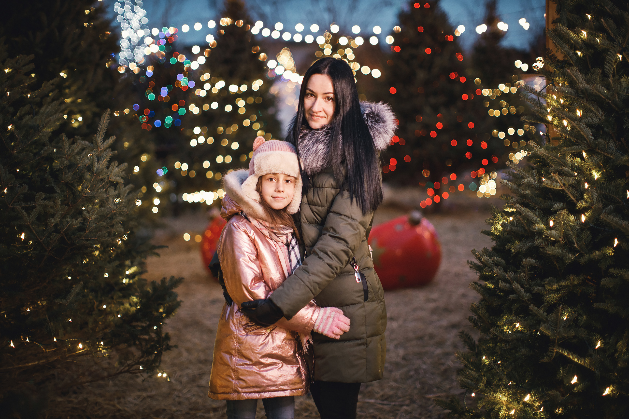 12.15.2019 Christmas Family Photoshoot. Wedding family event photographer in Chicago Nick Yushevich
