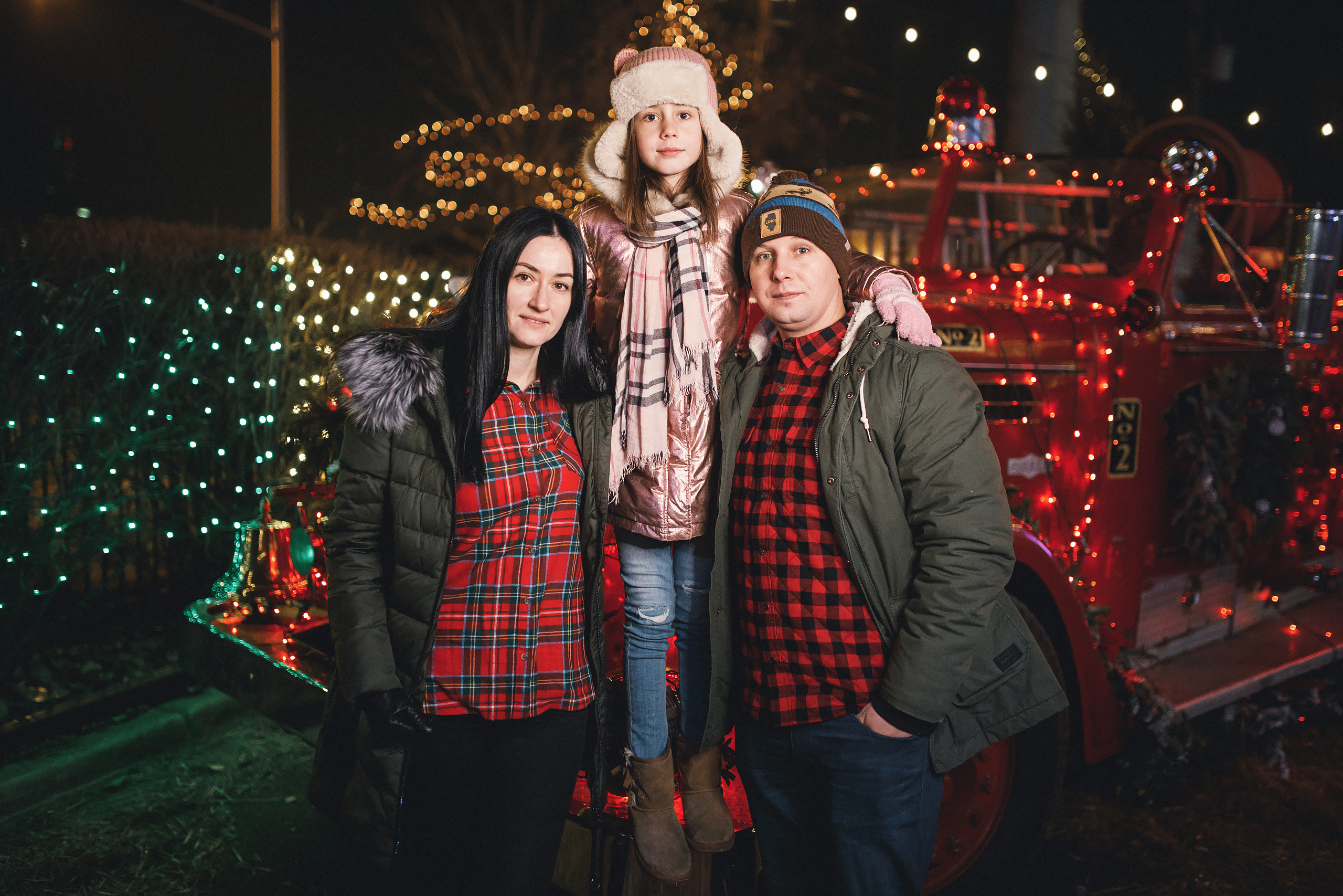 12.15.2019 Christmas Family Photoshoot. Wedding family event photographer in Chicago Nick Yushevich