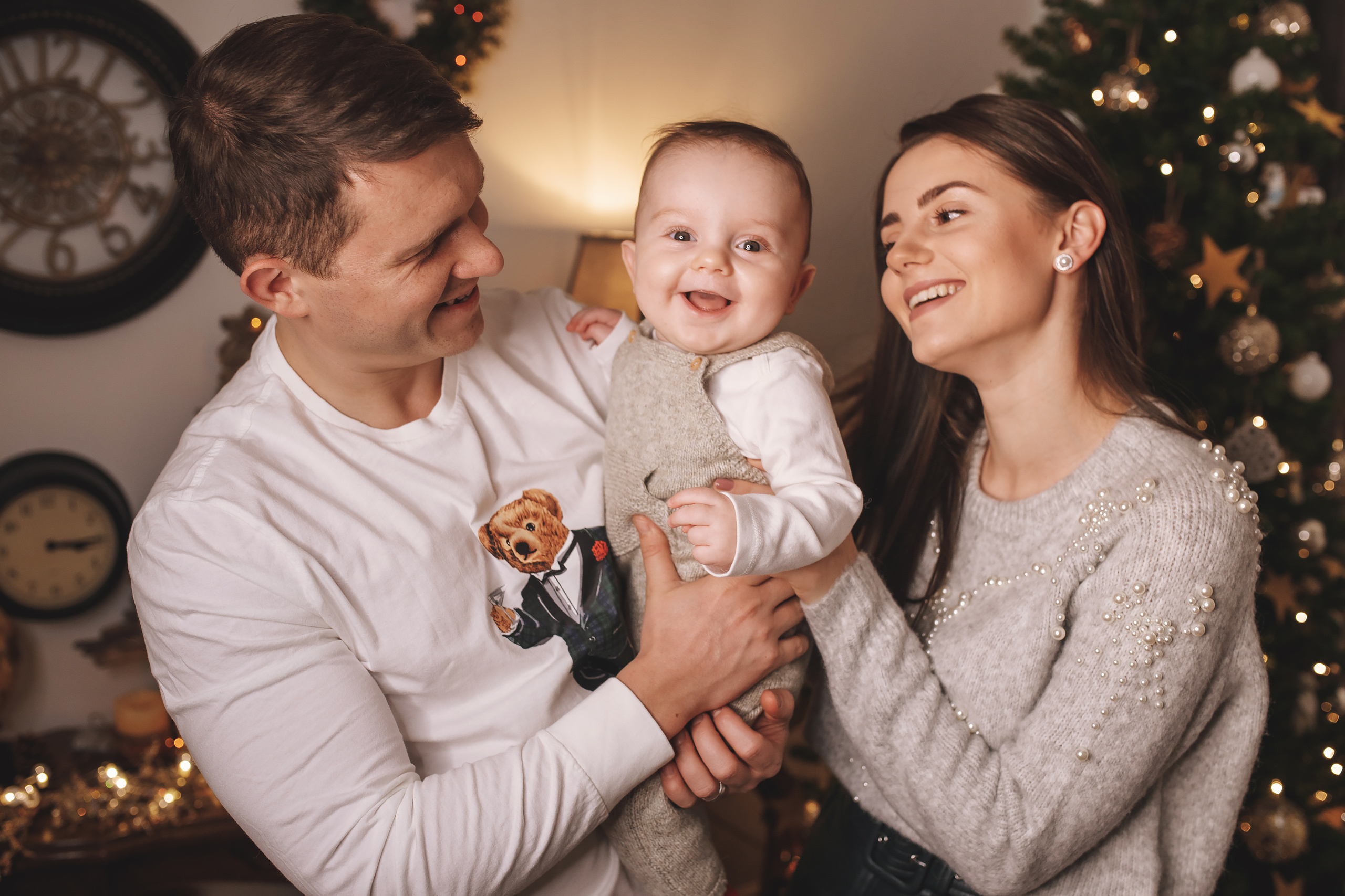12.14.2019 Christmas Family Photoshoot 21. Wedding family event photographer in Chicago Nick Yushevich