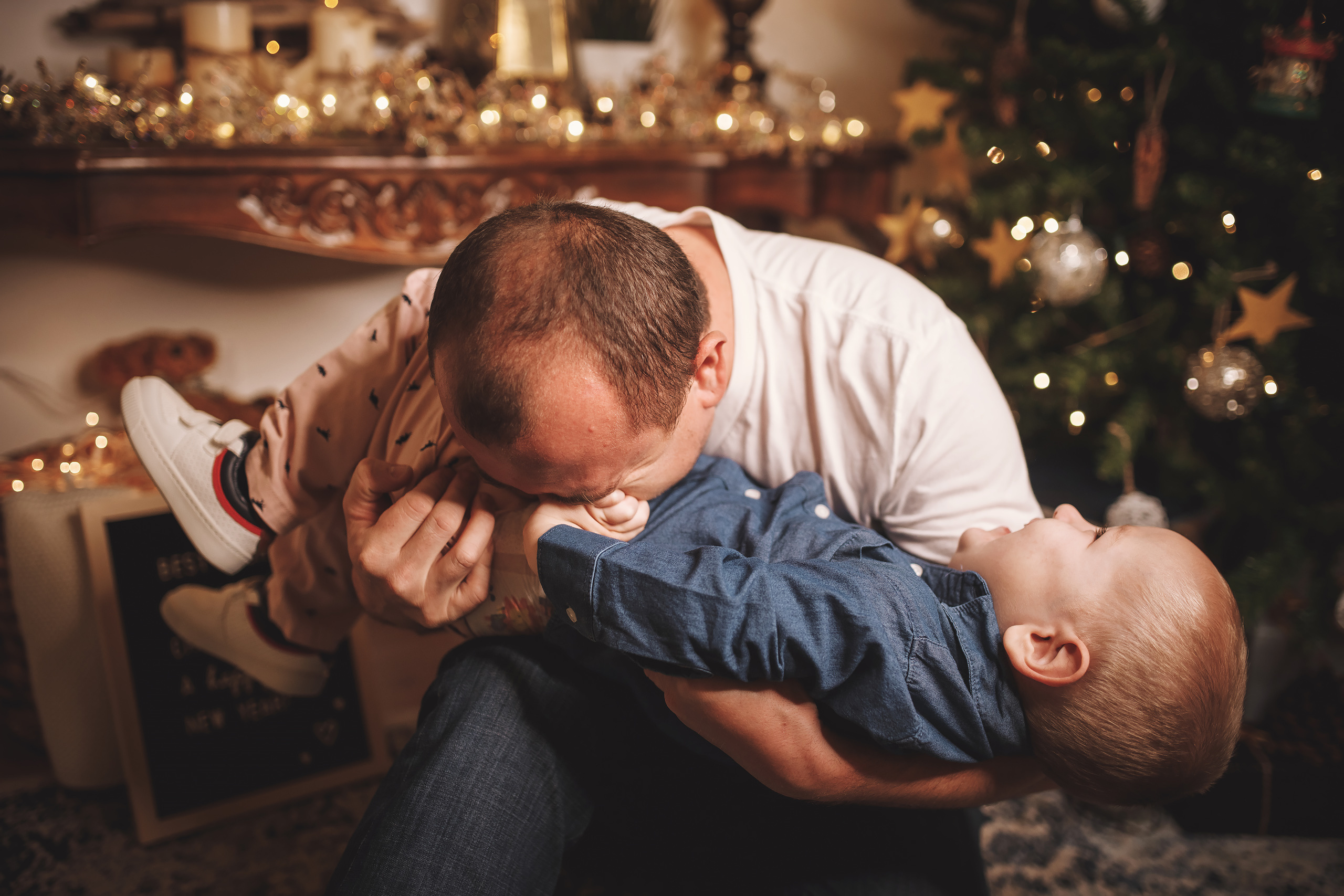 12.14.2019 Christmas Family Photoshoot 22. Wedding family event photographer in Chicago Nick Yushevich