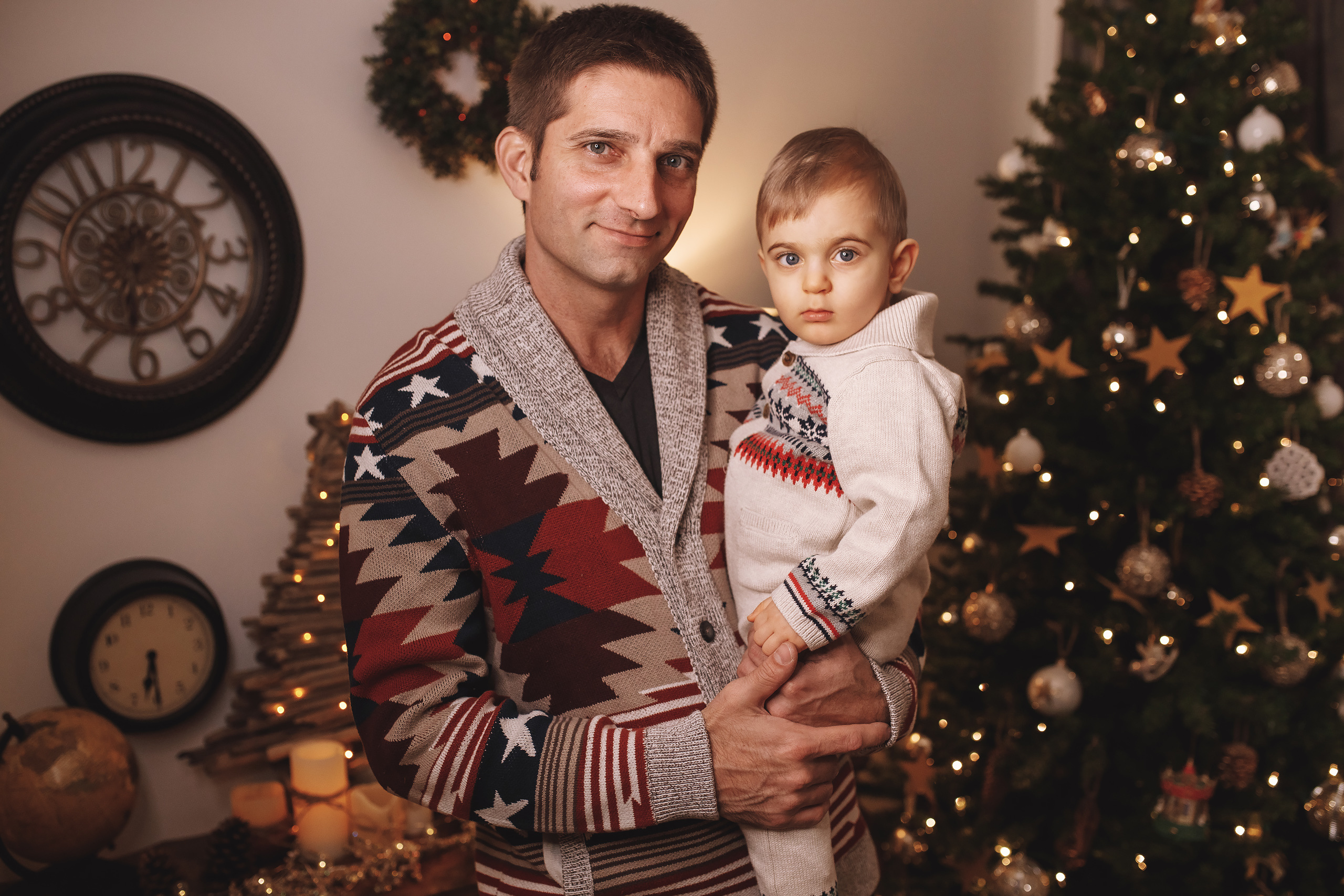 12.10.2019 Christmas Family Photoshoot 16. Wedding family event photographer in Chicago Nick Yushevich