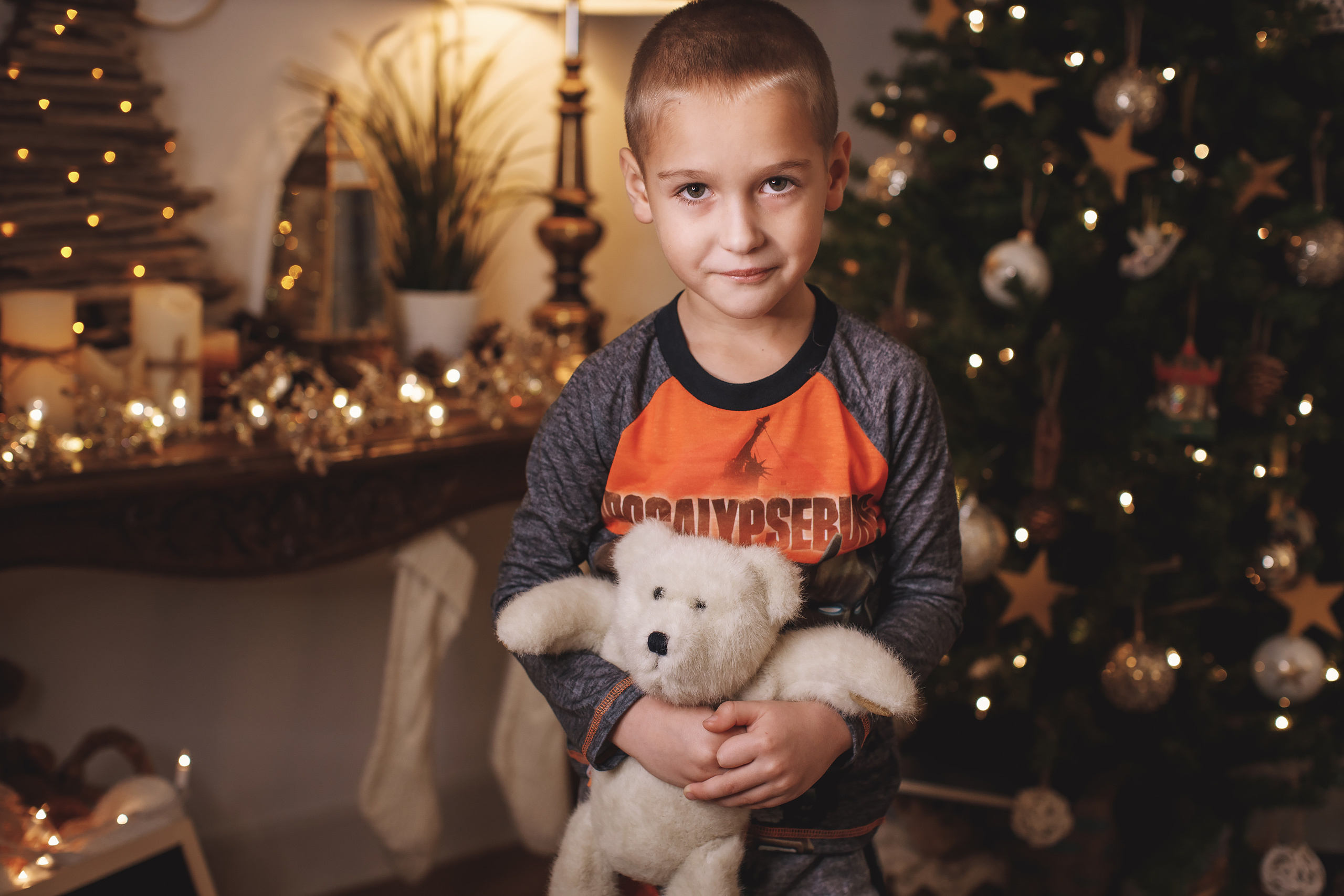 12.14.2019 Christmas Family Photoshoot 23. Wedding family event photographer in Chicago Nick Yushevich