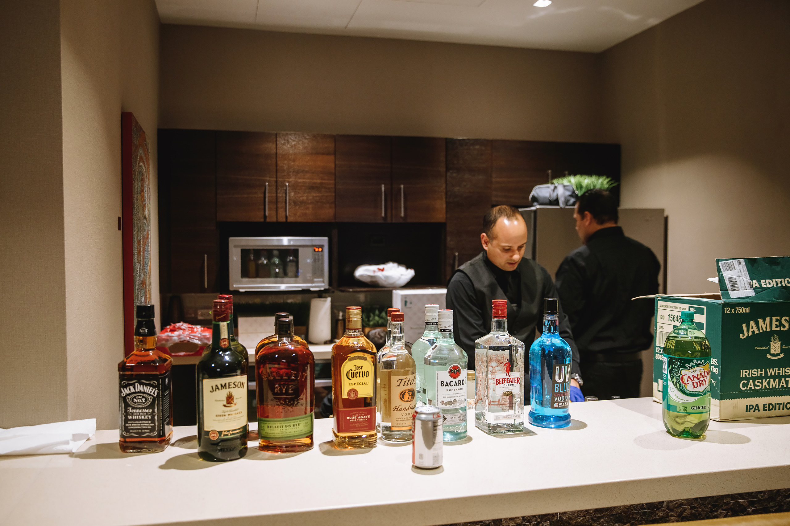 Deymar Insurance Agency. Wedding family event photographer in Chicago Nick Yushevich