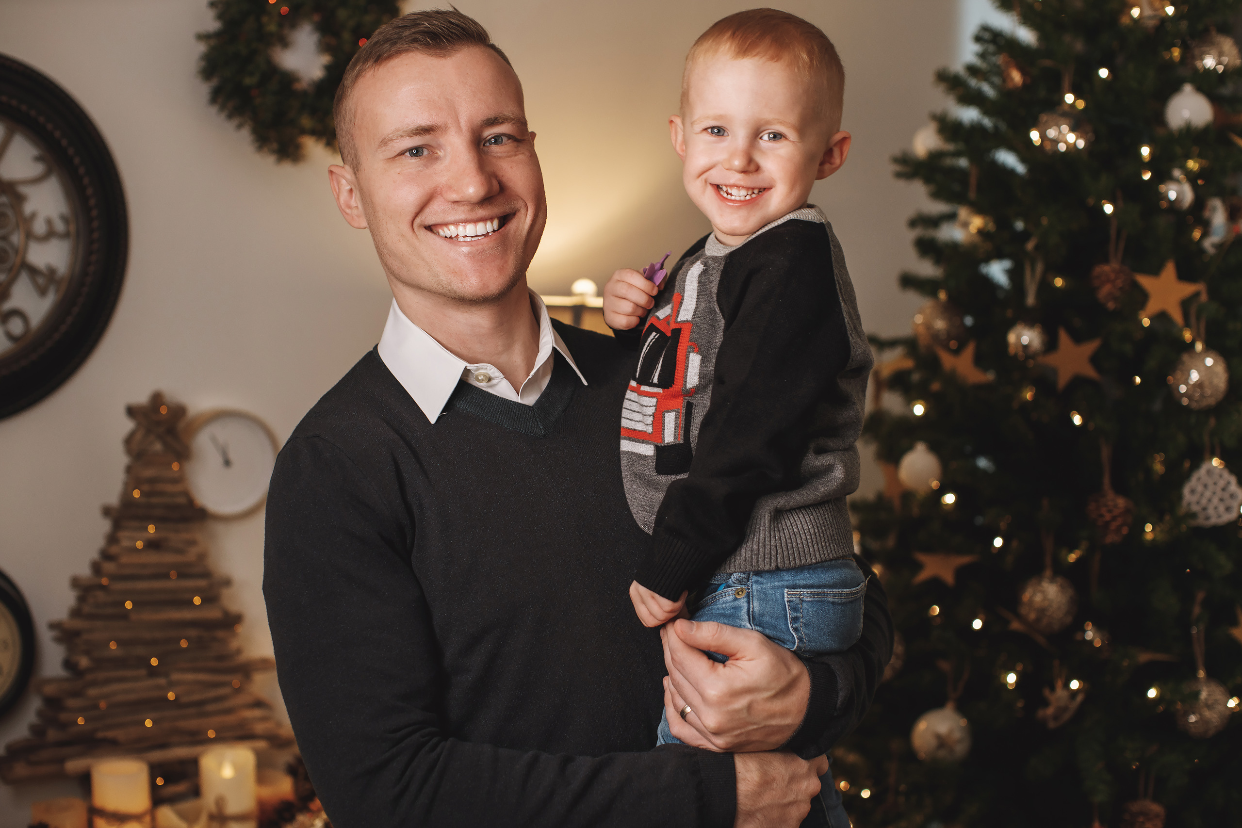 12.07.2019 Christmas Family Photoshoot 12. Wedding family event photographer in Chicago Nick Yushevich