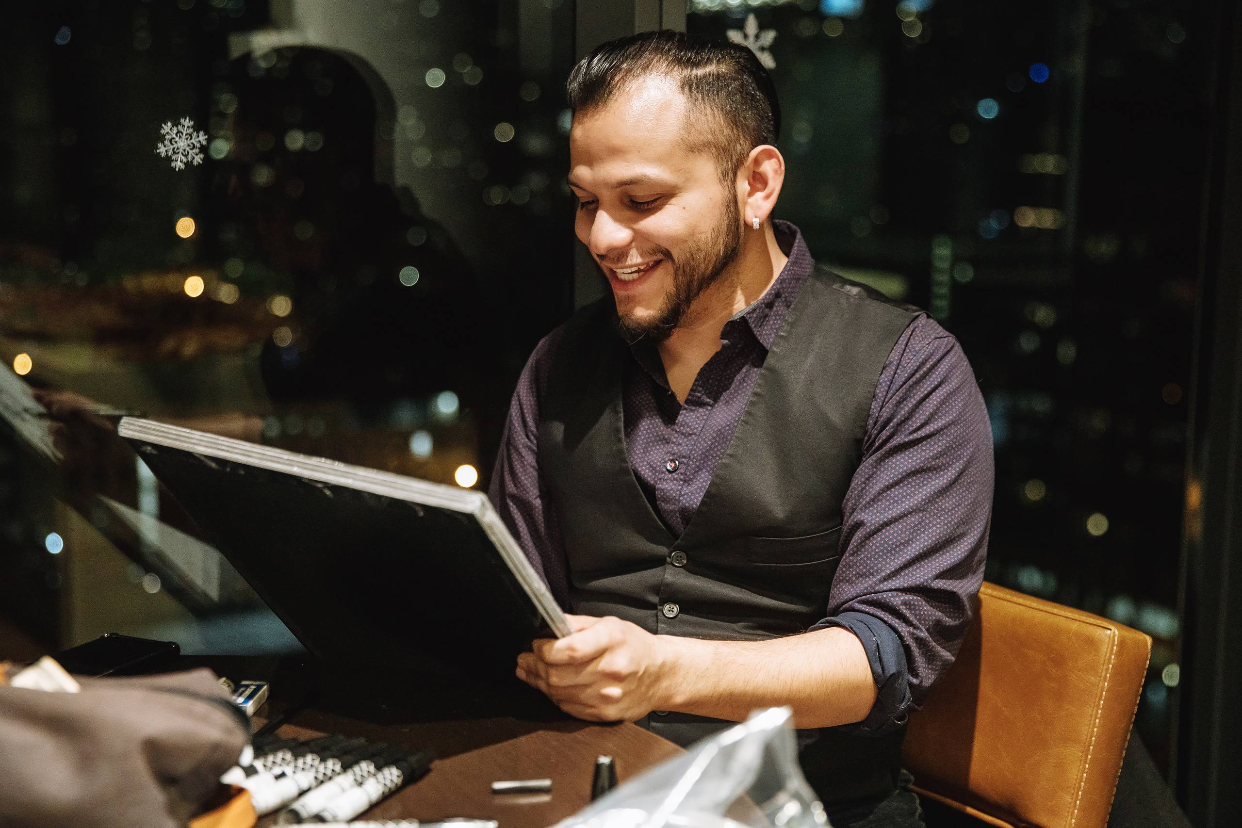 Deymar Insurance Agency. Wedding family event photographer in Chicago Nick Yushevich