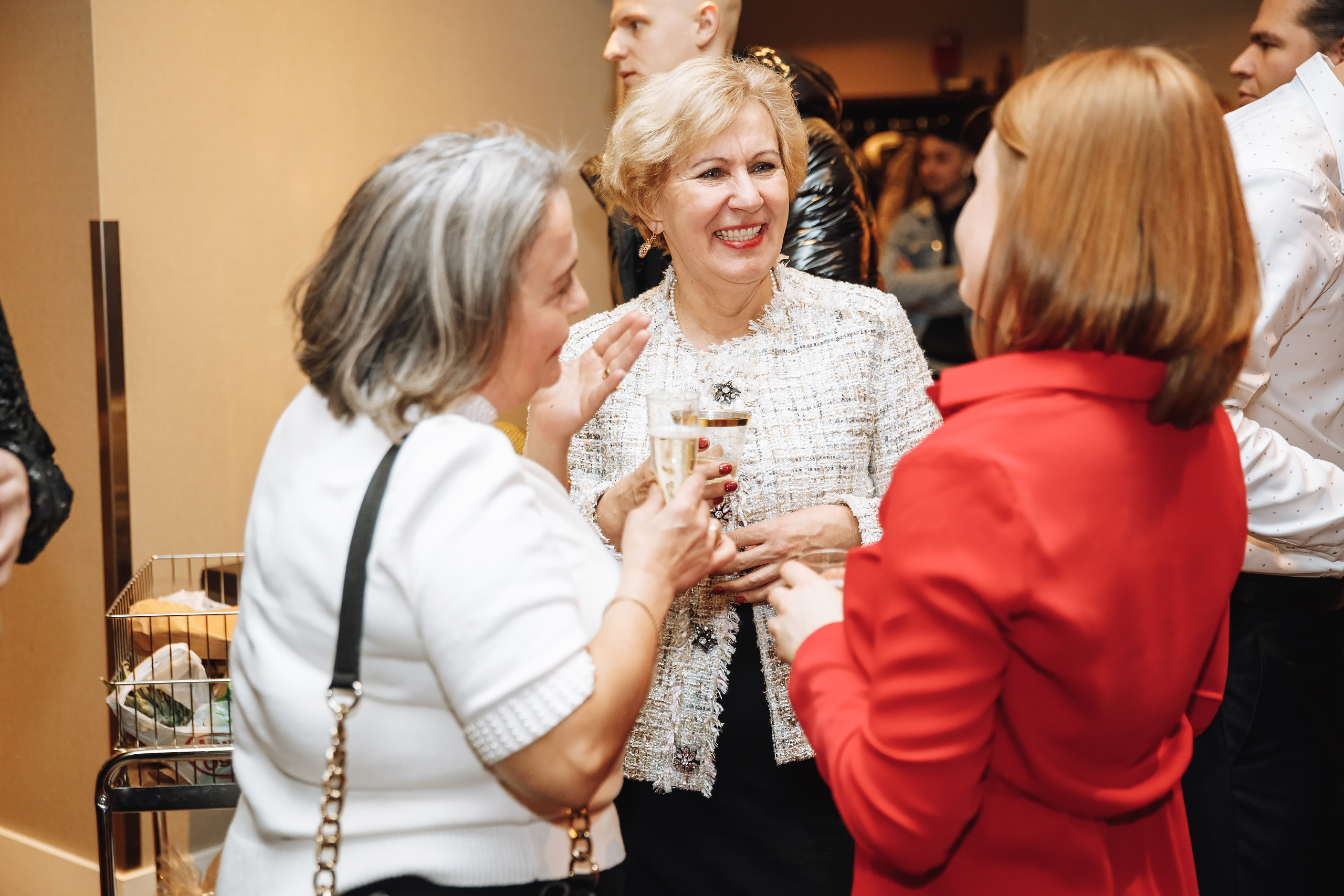 Deymar Insurance Agency. Wedding family event photographer in Chicago Nick Yushevich