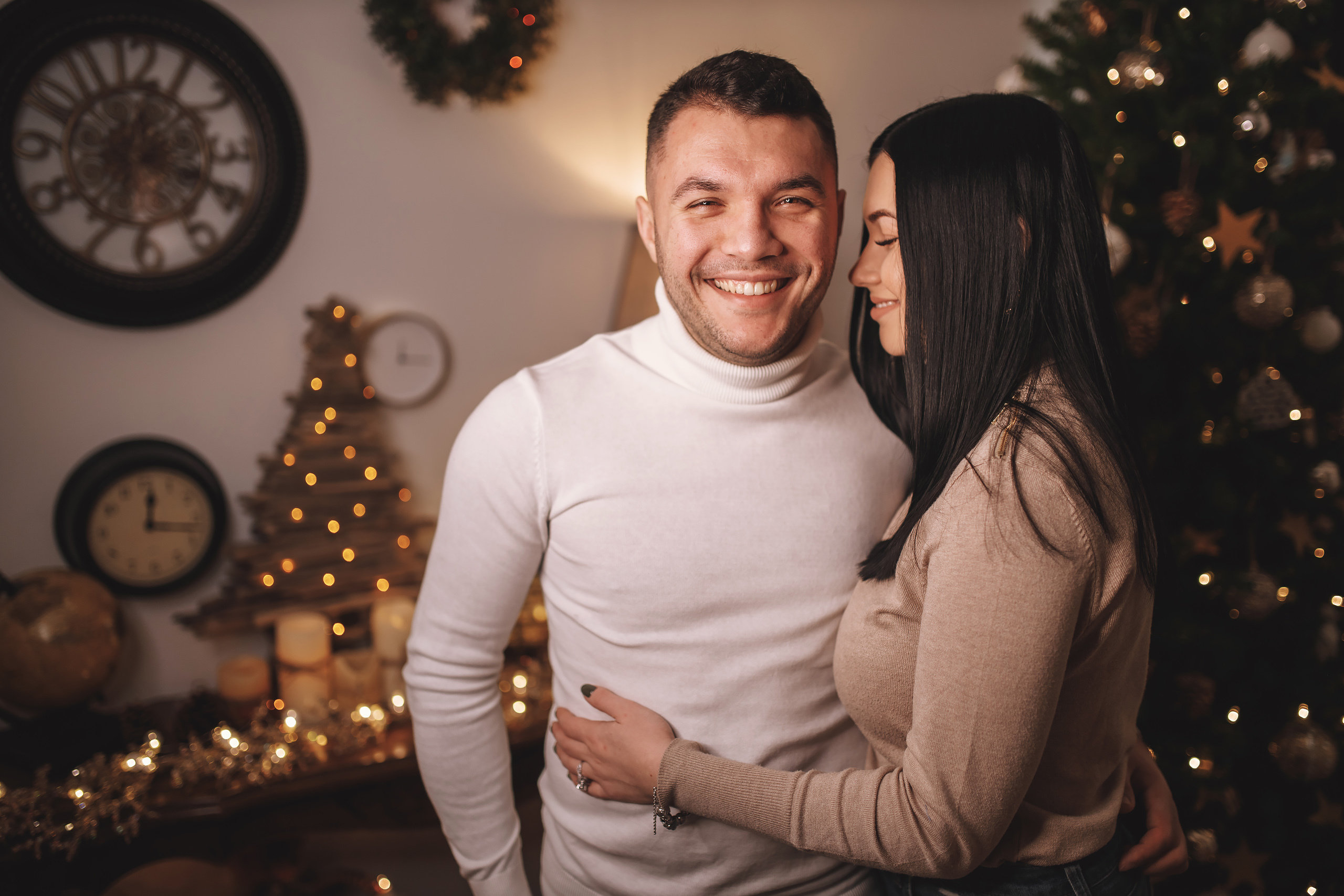 12.14.2019 Christmas Family Photoshoot 19. Wedding family event photographer in Chicago Nick Yushevich